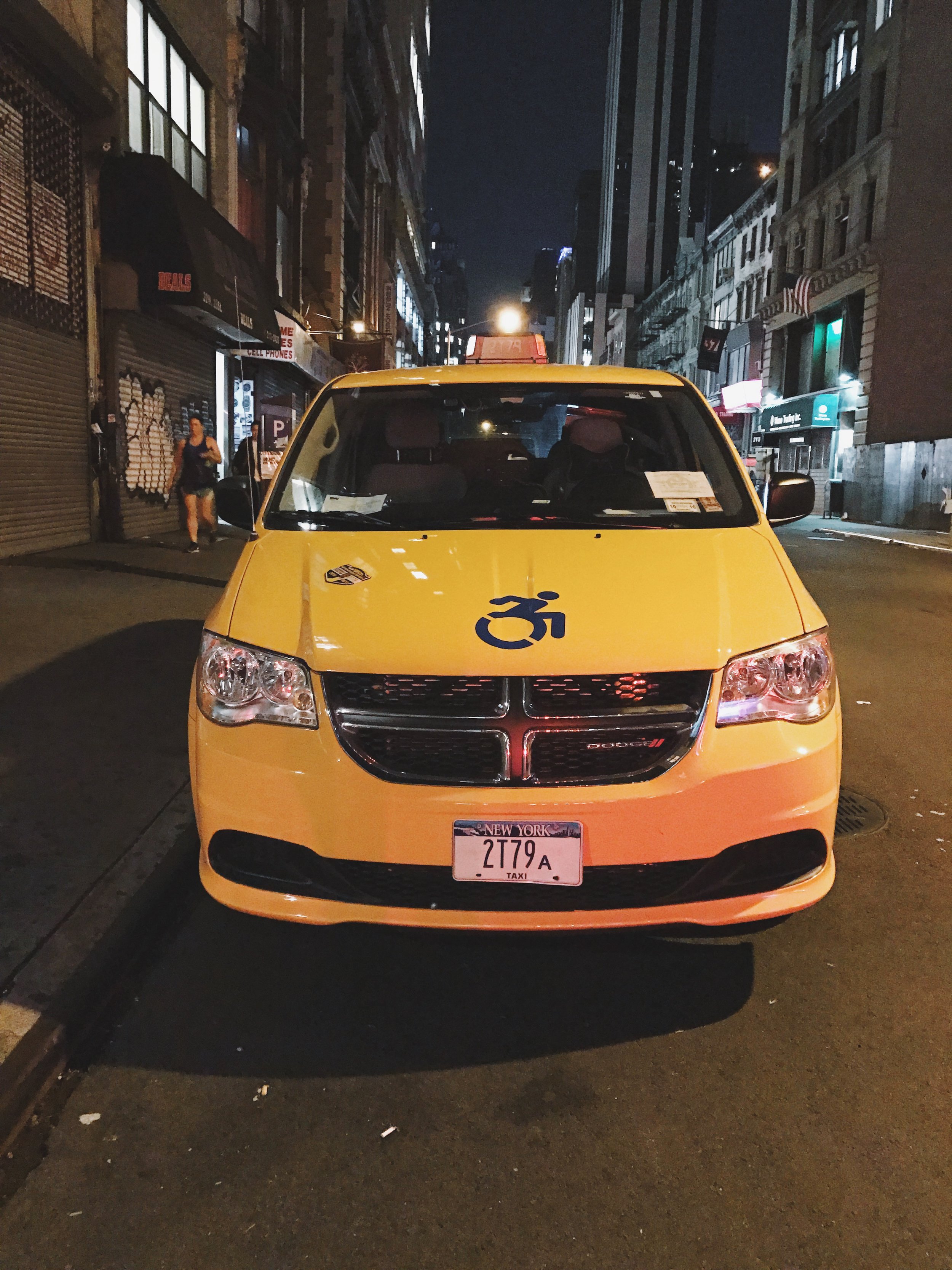 Ultra Rare Dodge Caravan Nyc Yellow Taxi Cab Doobybrain Com