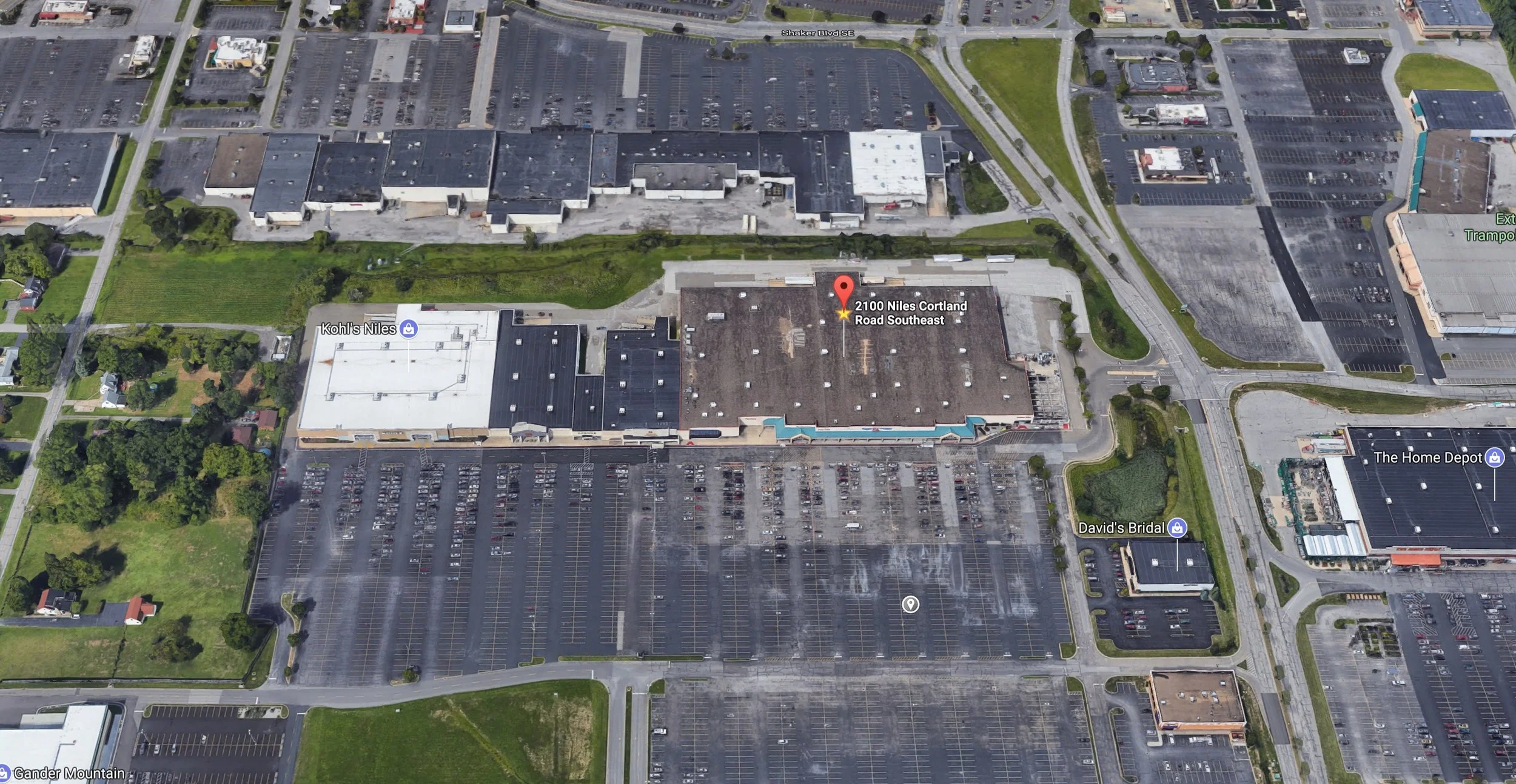 Located at 2100 Niles Cortland Rd SE, Warren, OH 44484