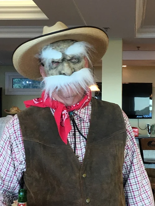  Cowboy Marc in the early part of the evening ... 