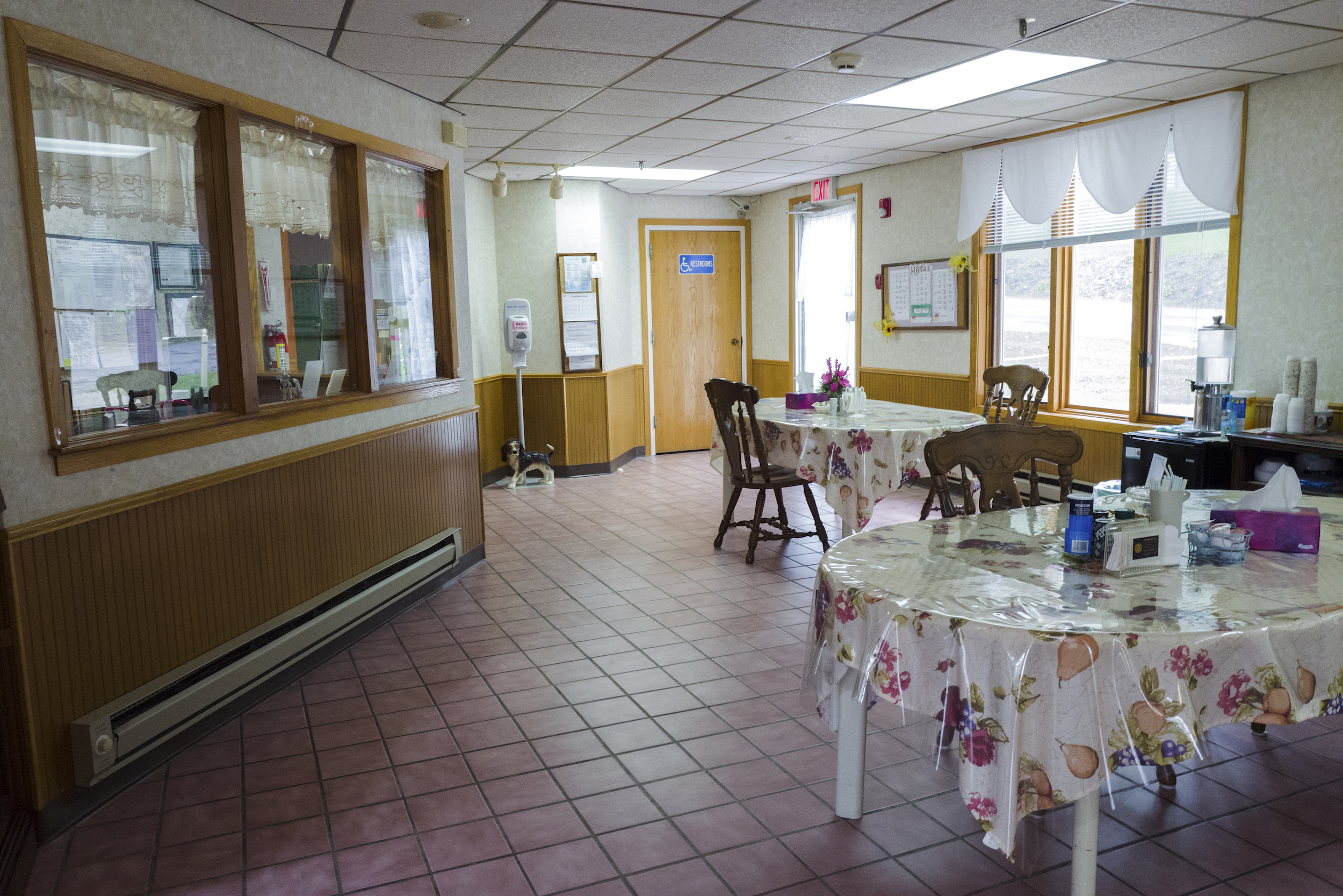 Atrium_dining.jpg