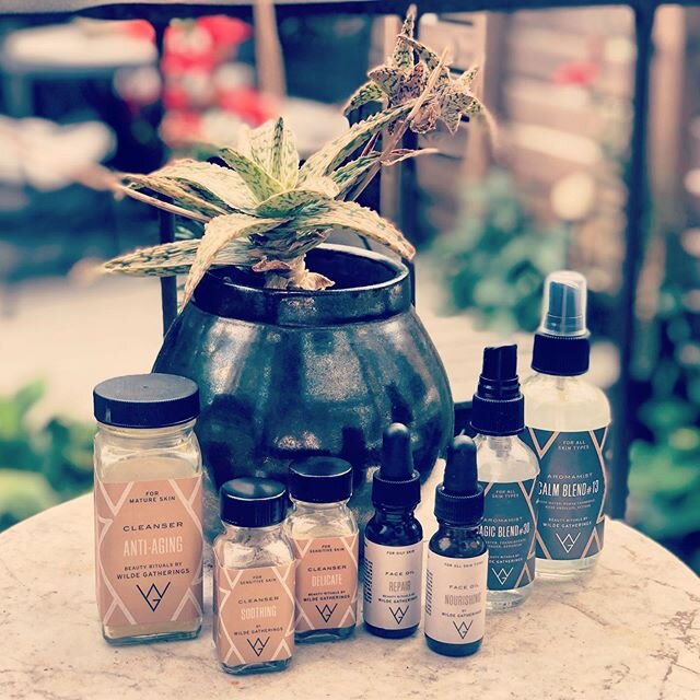 ☀️Summertime skincare ☀️
Switch it up !
The heat is on &amp; your skincare needs to address different situations. Deeper cleaning &amp; using products that balance. 
Lighter textures make a huge difference in warmer weather. 
Gel, serums &amp; lotion