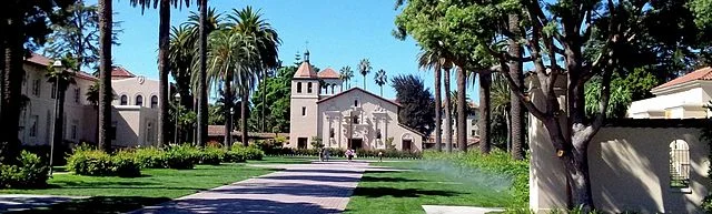 640px-SCU_Mission_and_Palm_Trees.jpg