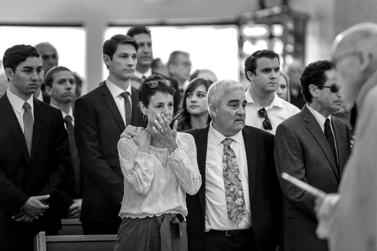 EliFuneral-0835.jpg