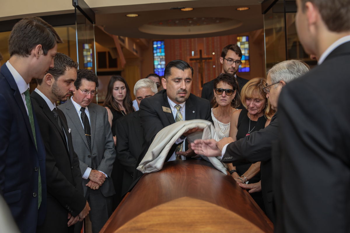 EliFuneral-6466.jpg