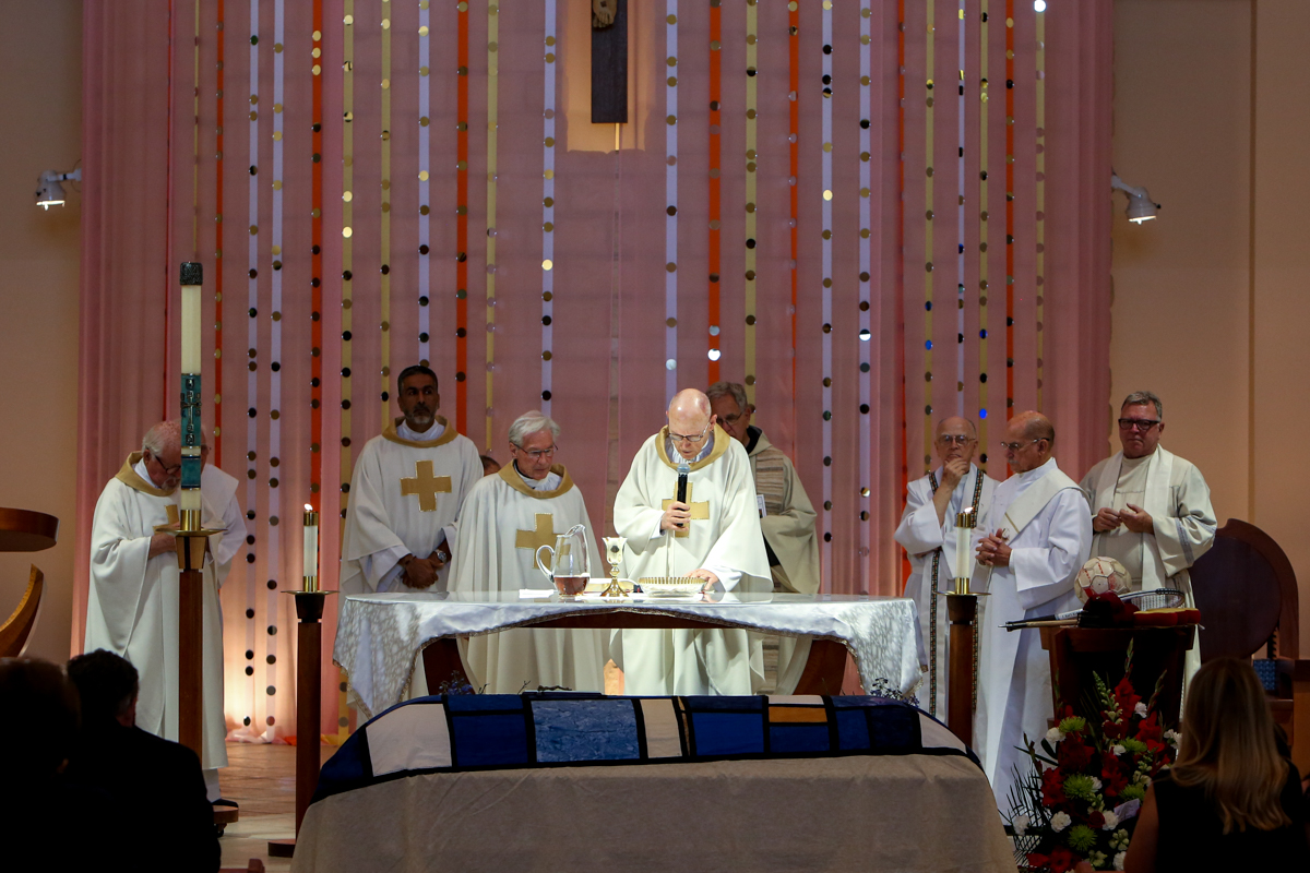 EliFuneral-0908.jpg