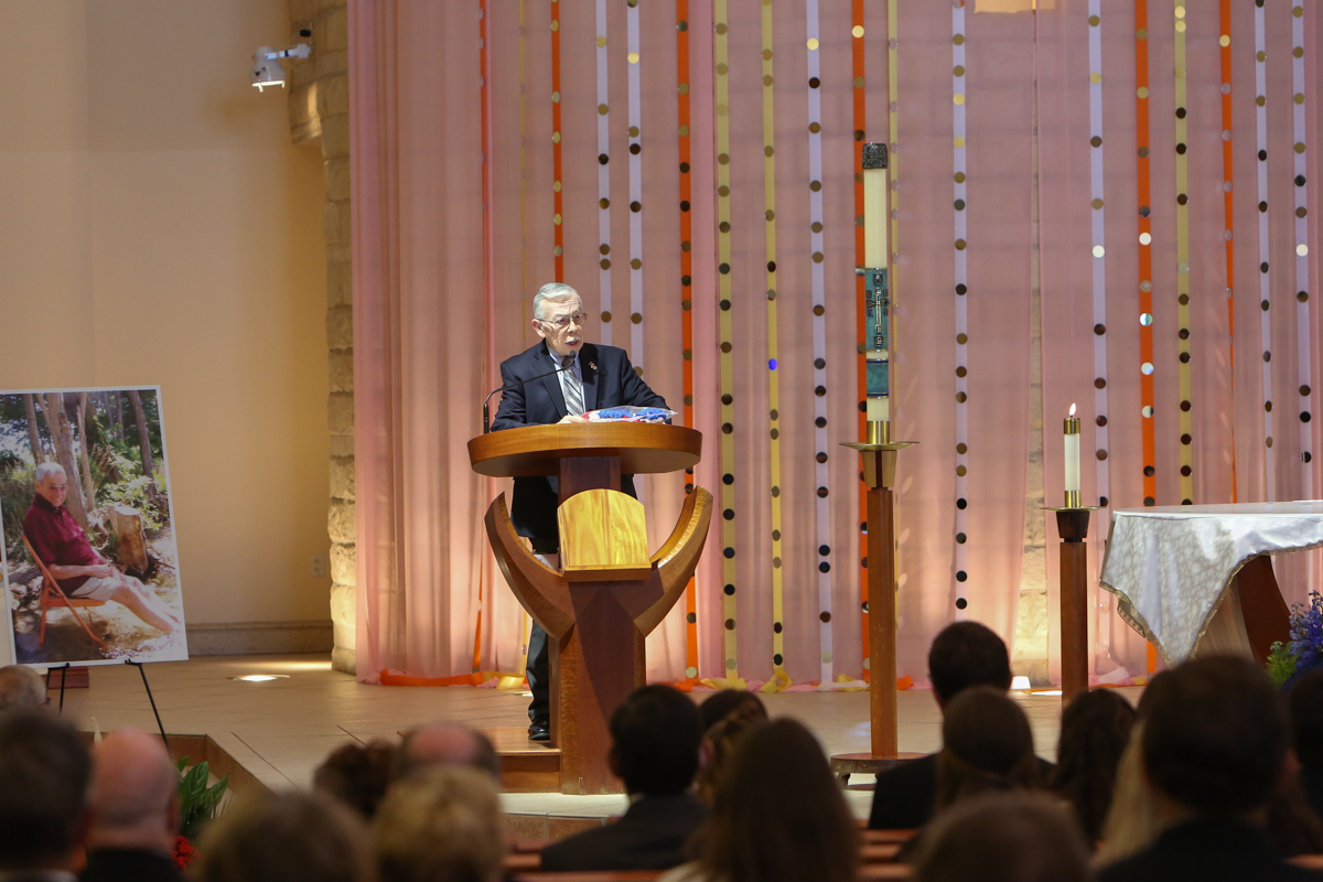 EliFuneral-0938.jpg