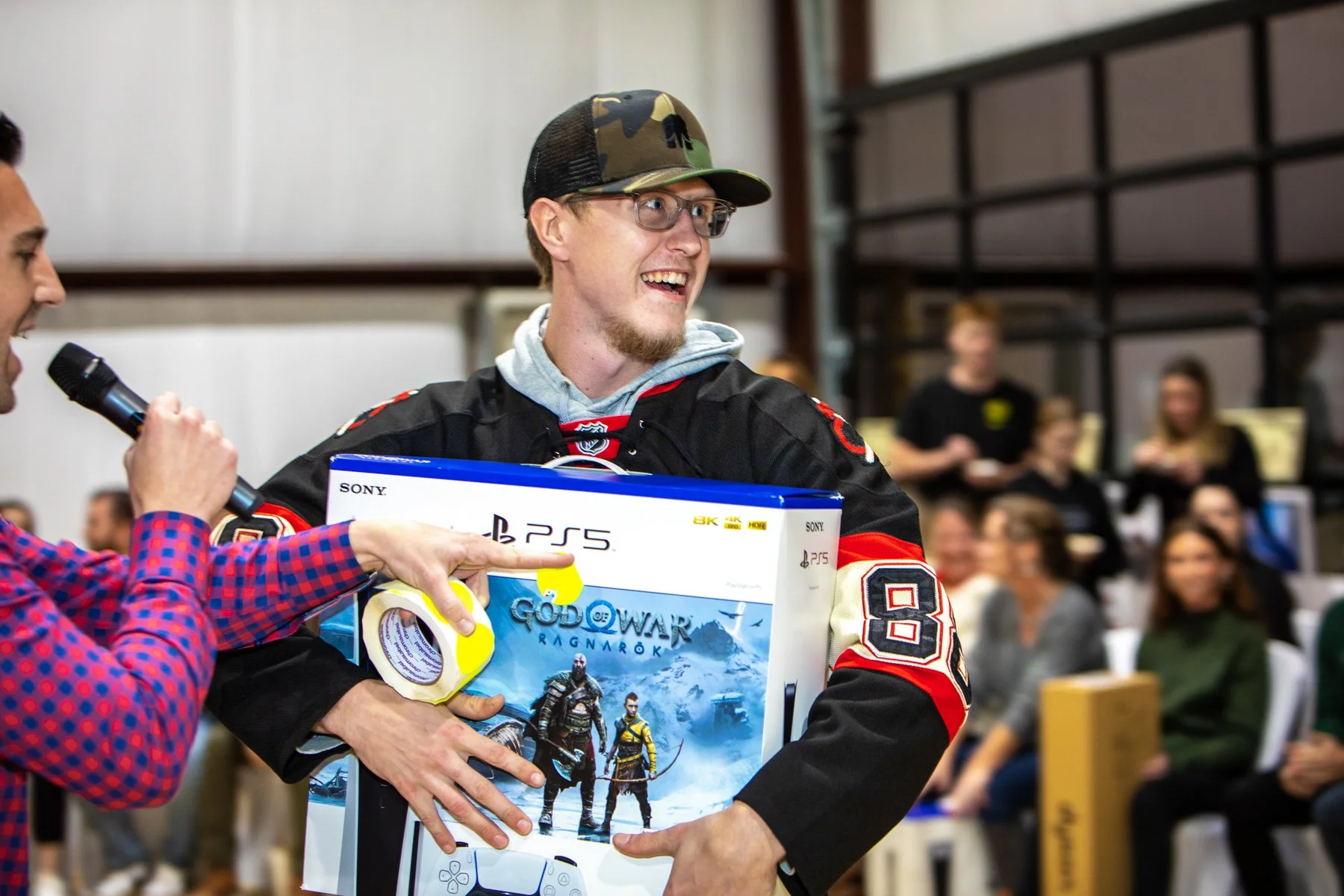 On Q! 2022 Christmas Party