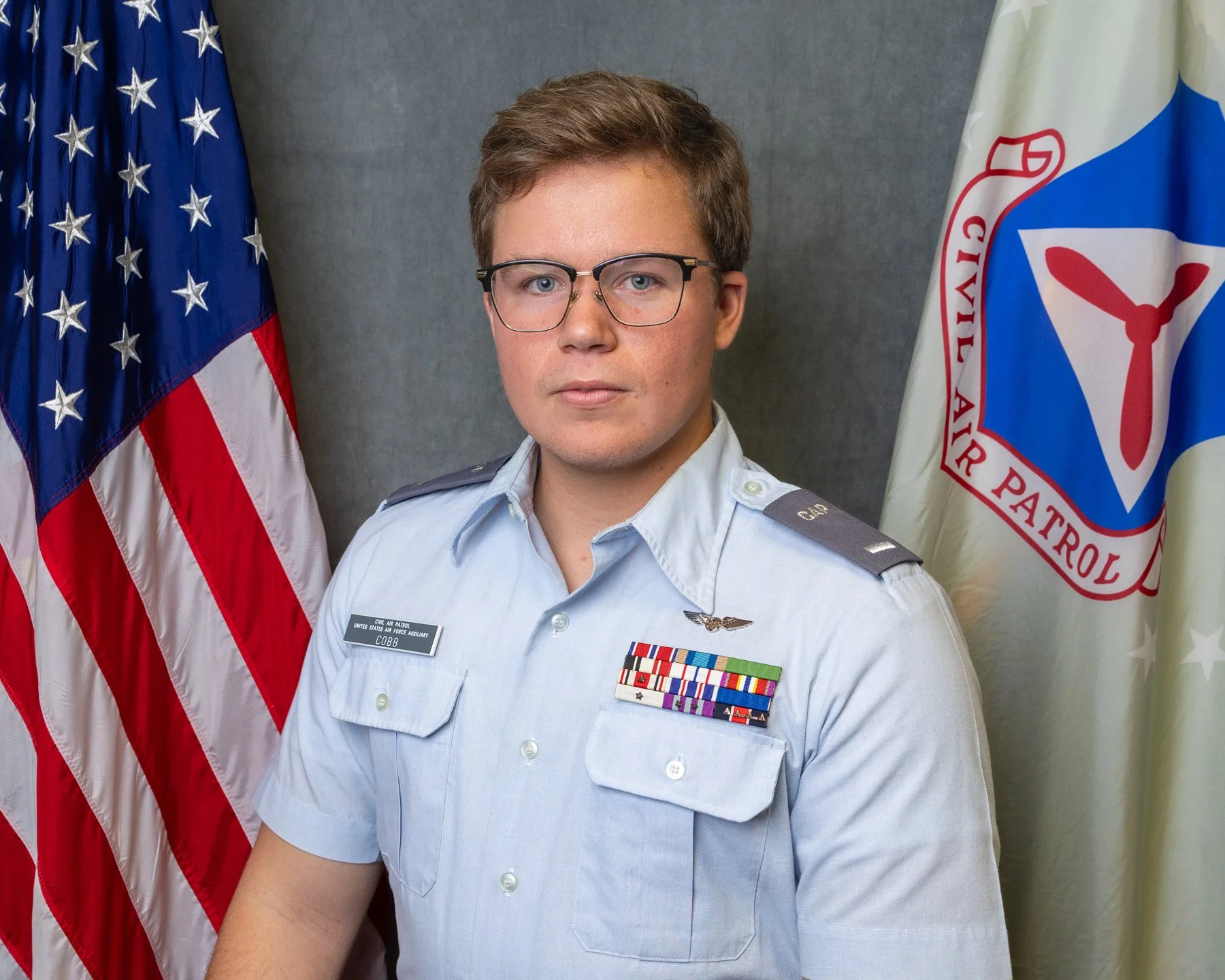 6x4 Falcon Portraits 020326-2815.jpg