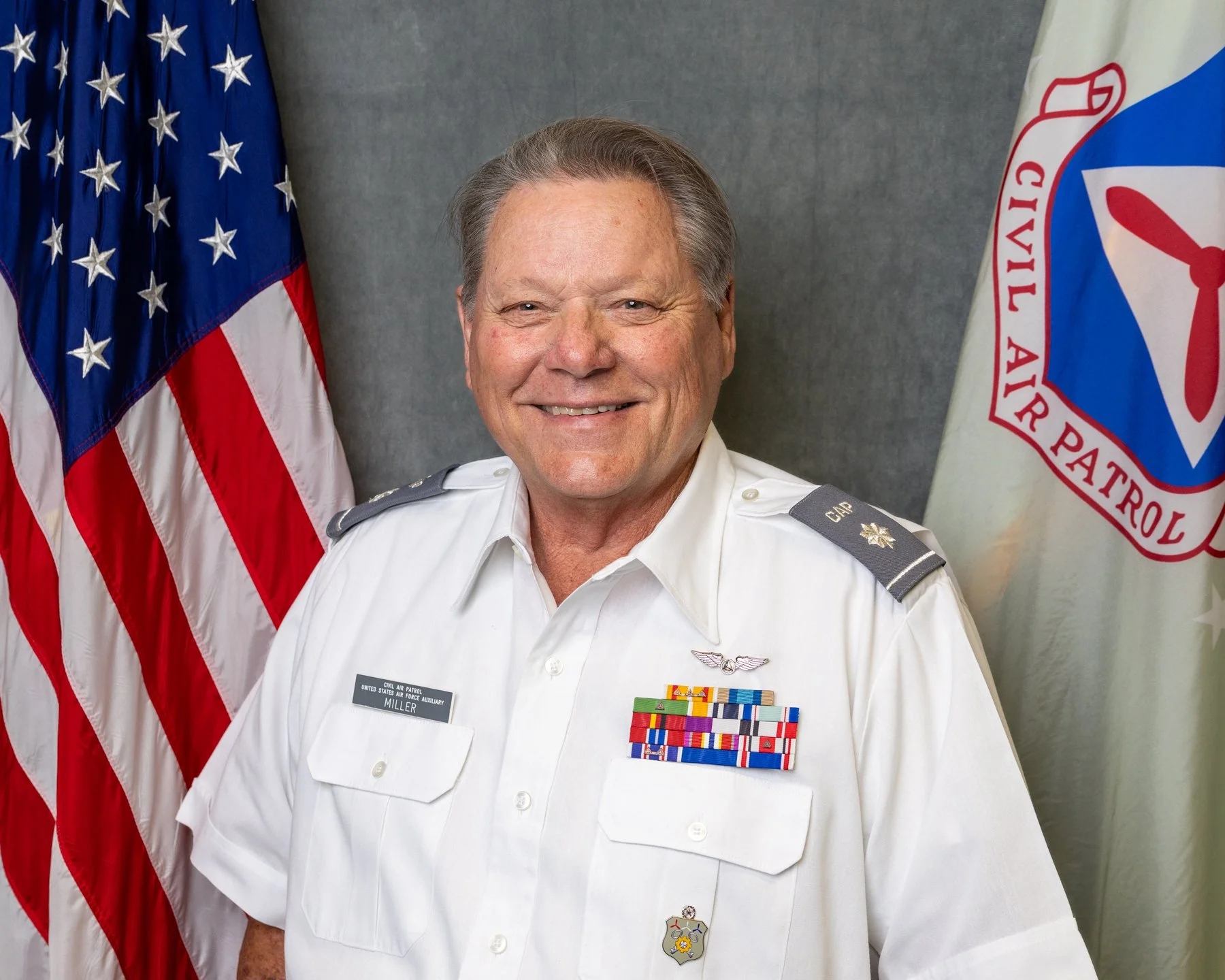 6x4 Falcon Portraits 020326-2777.jpg