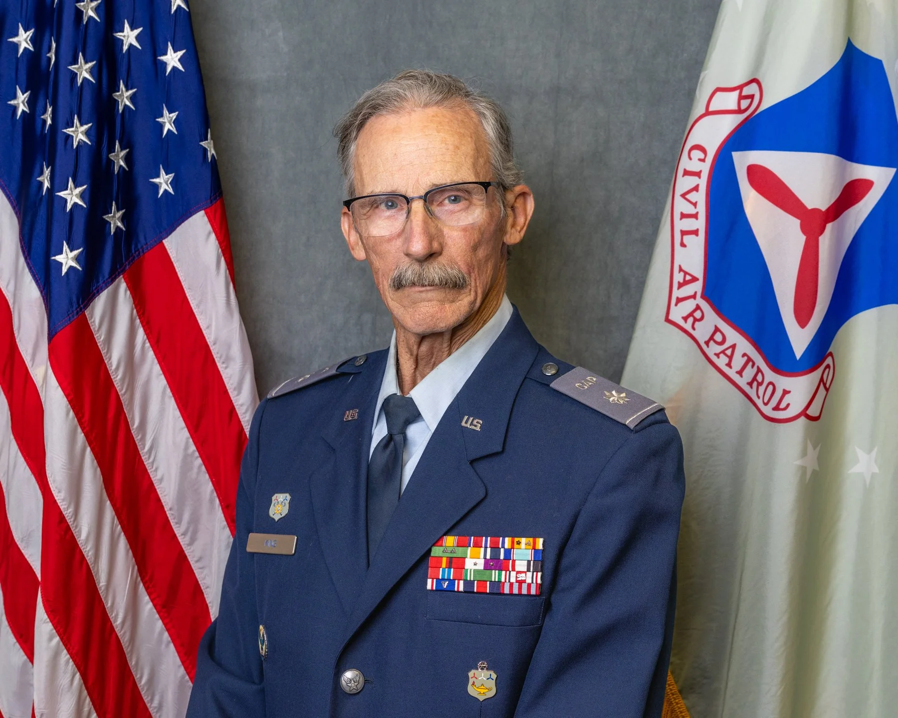 6x4 Falcon Portraits 020326-2795.jpg