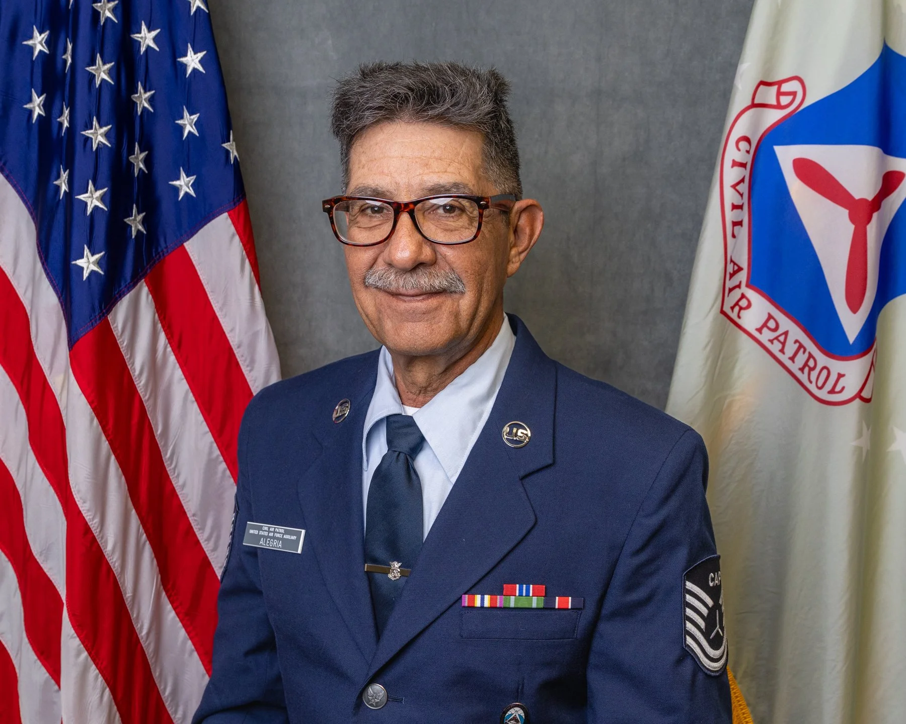 6x4 Falcon Portraits 020326-2820.jpg