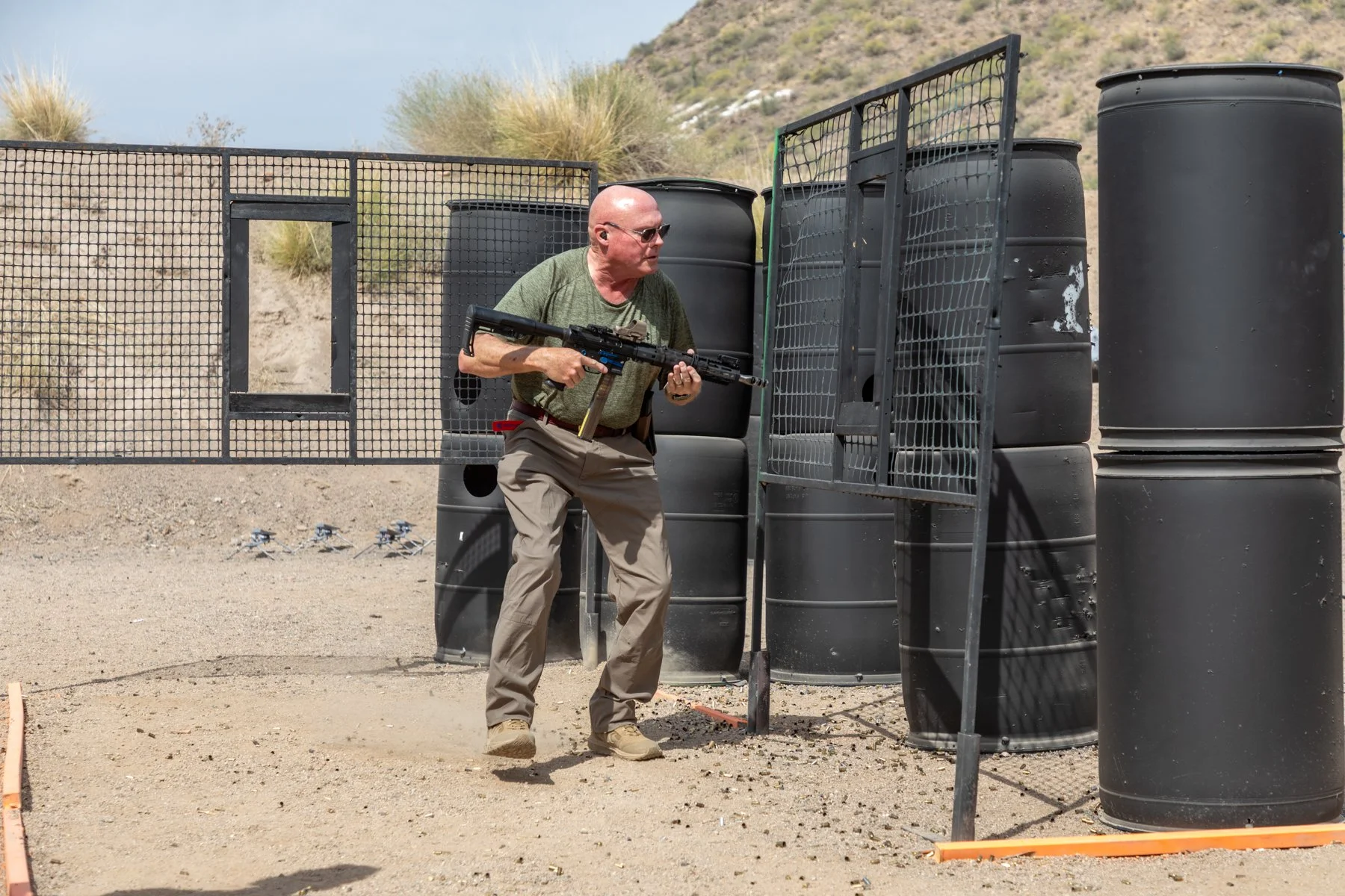 6x4-SAT-SSteel-4901.jpg