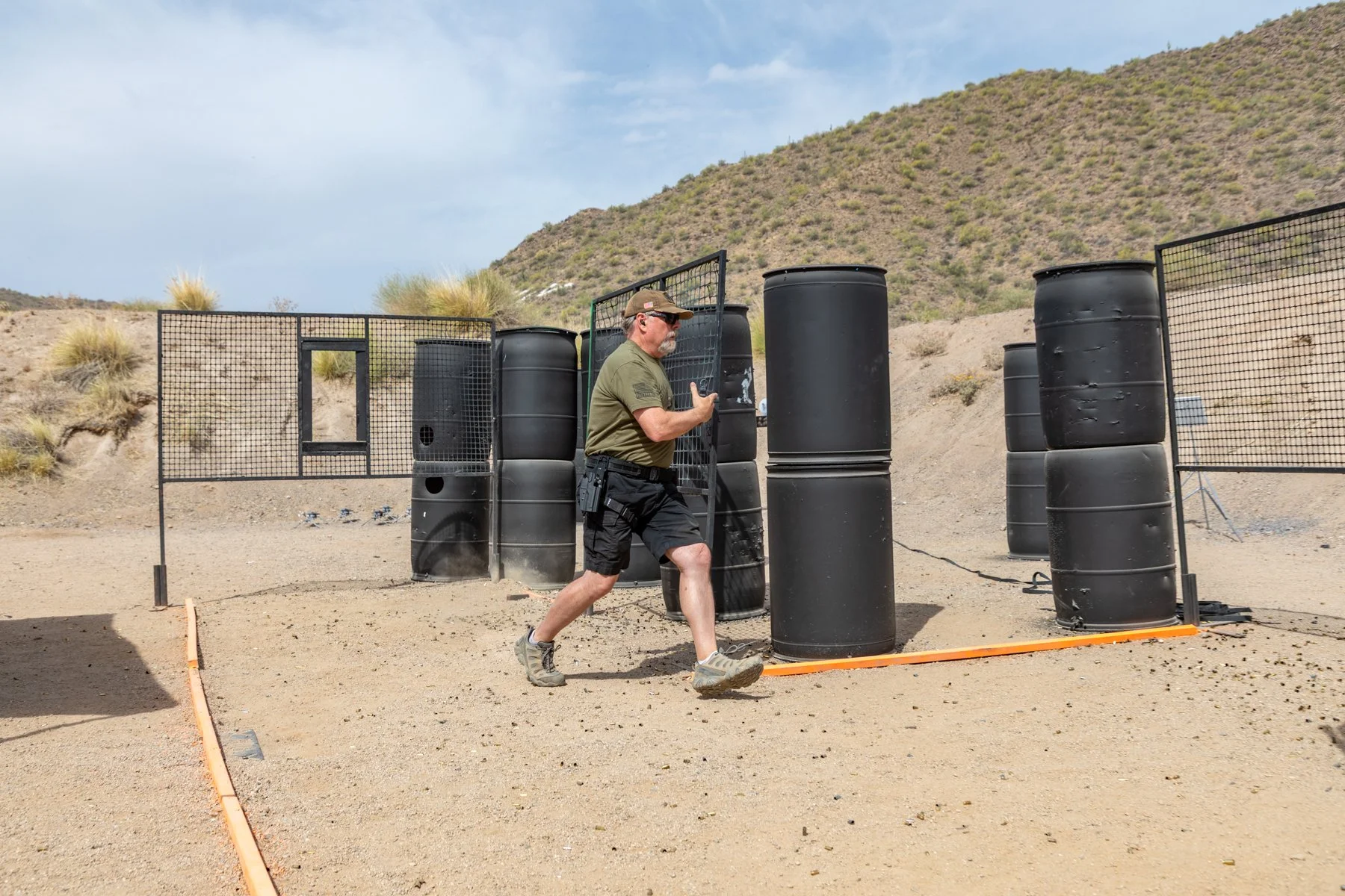 6x4-SAT-SSteel-4970.jpg