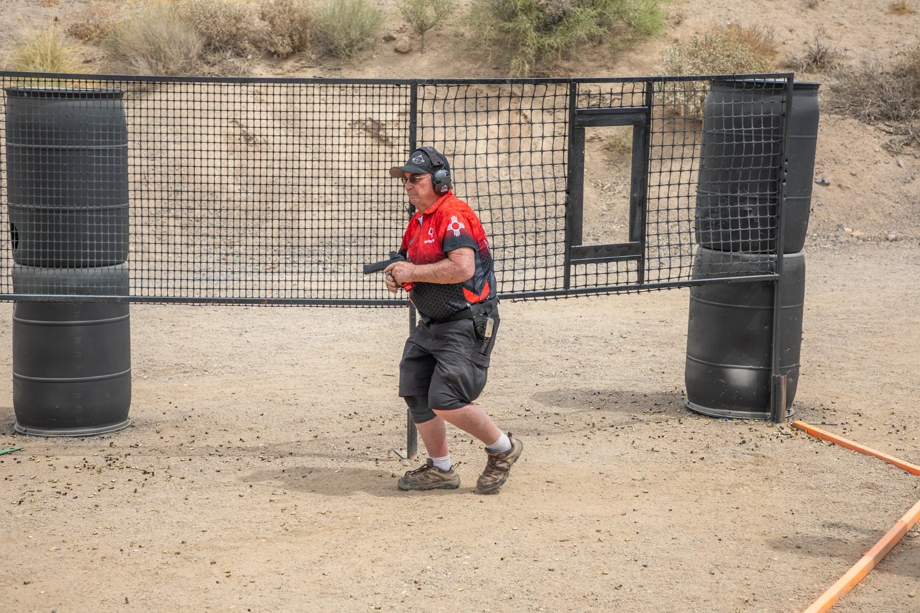 6x4-SAT-SSteel-5227.jpg