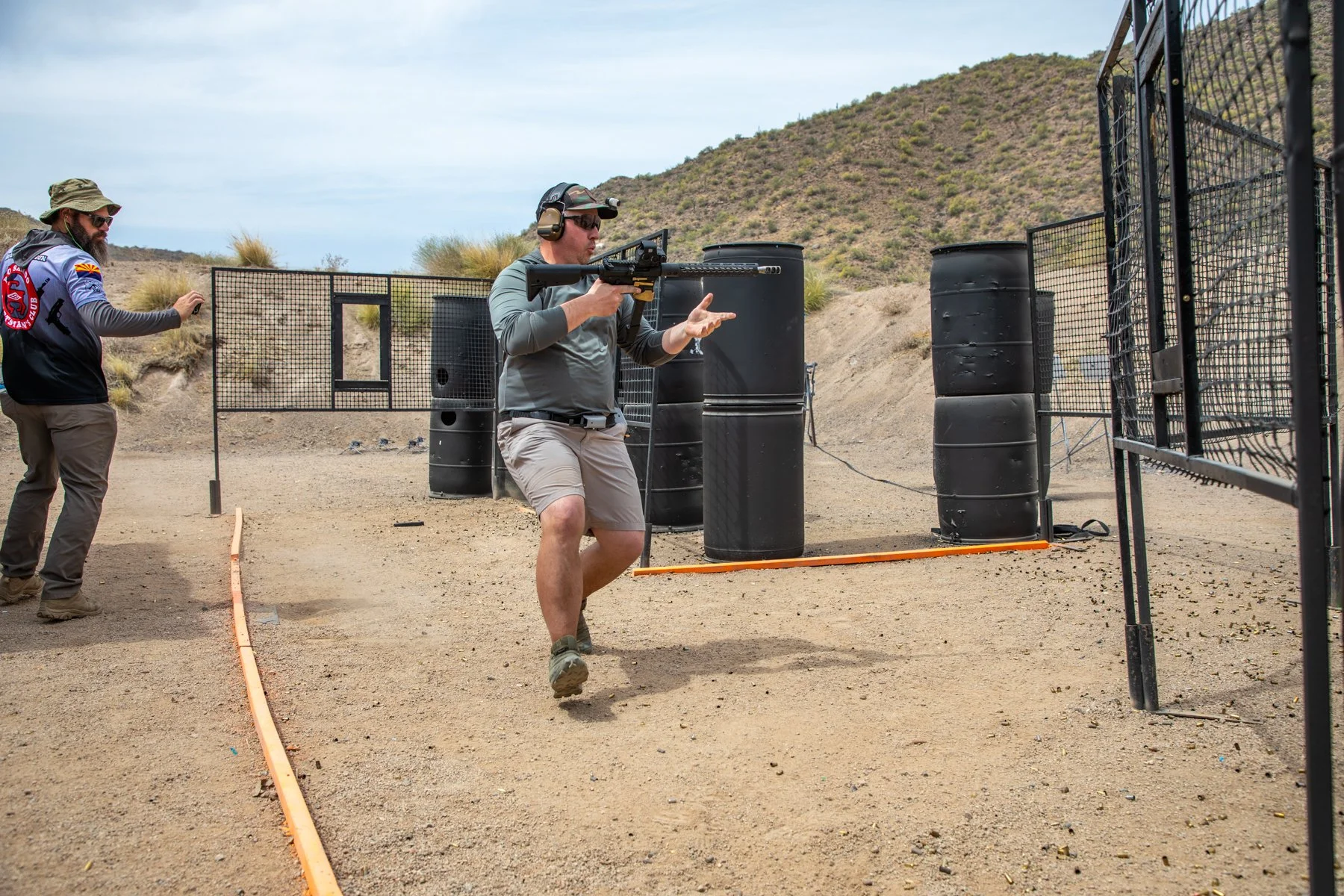 6x4-SAT-SSteel-5248.jpg