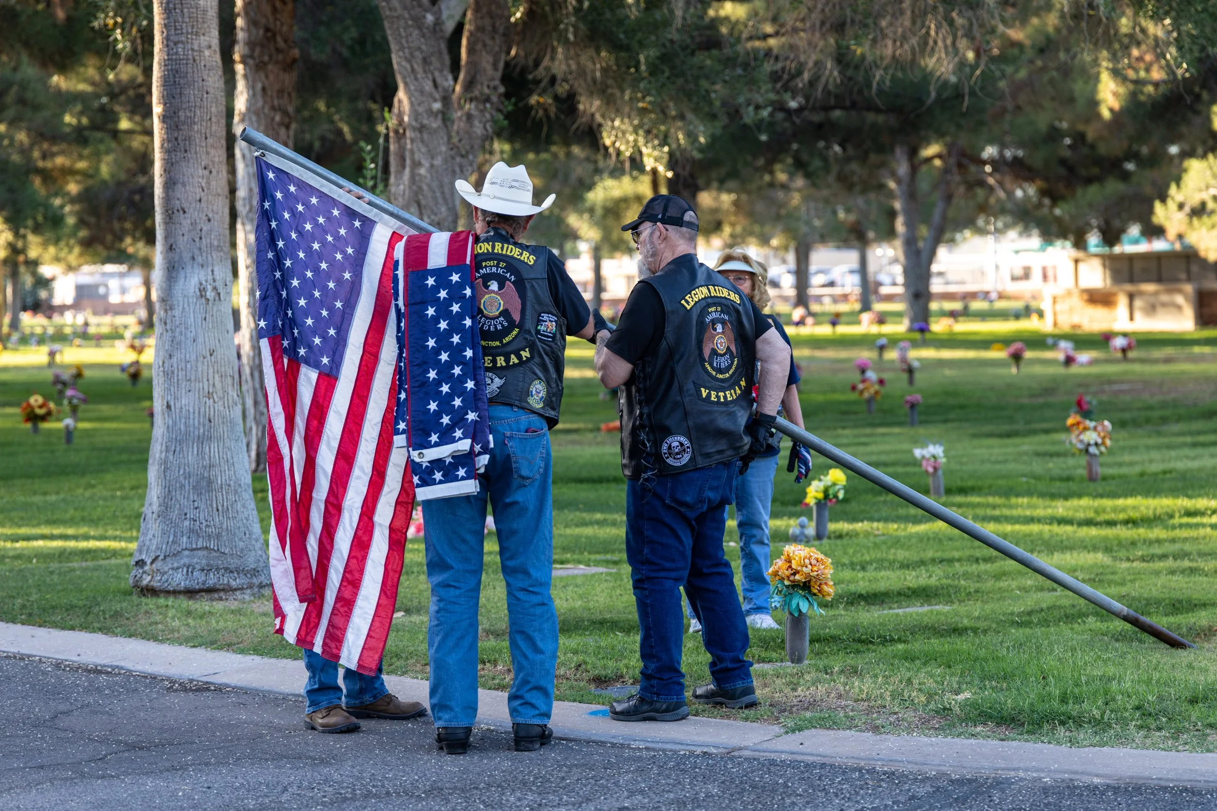 6x4 Mem Day Flag Set 052326-7442.jpg
