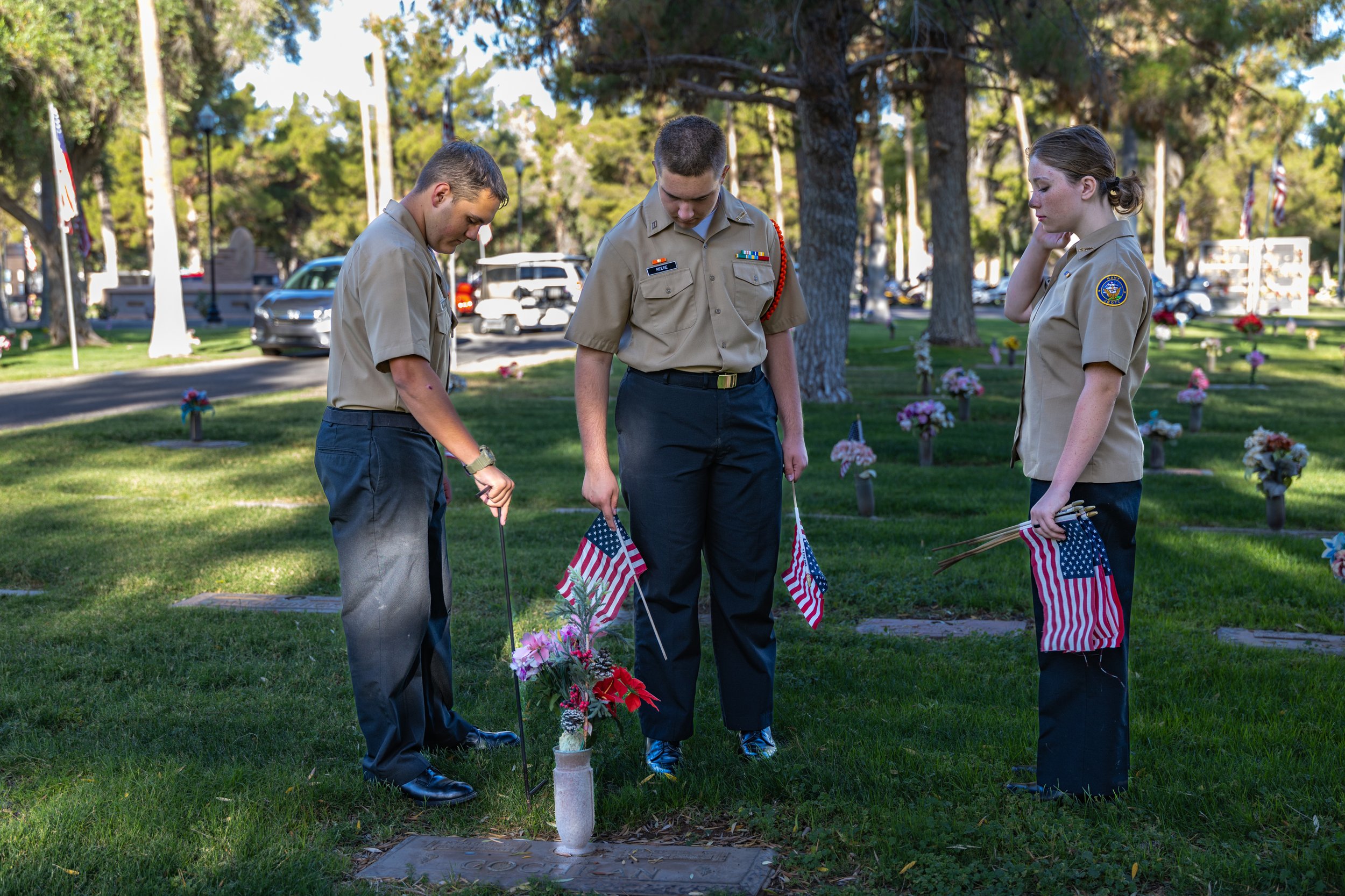 6x4 Mem Day Flag Set 052326-7499.jpg