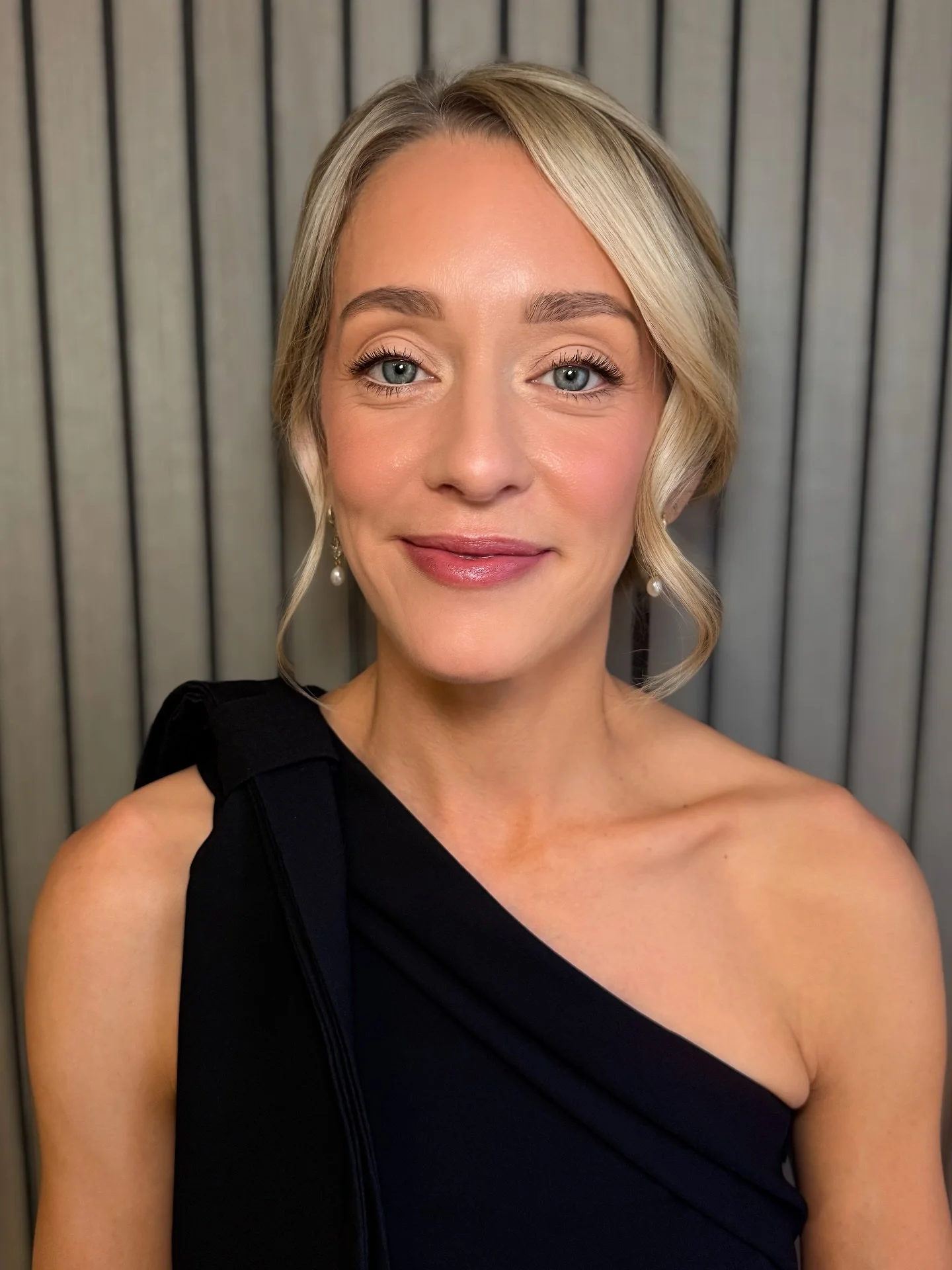 Brown lashes will ALWAYS win! 🔥 🤎

#sandycove #sandycoveweddings #sandycovewedding #sandycoveilfracombe #devonwedding #devonweddings #devonweddingsupplier #devonweddingsuppliers #devonweddinghair #devonweddinghairstylist #devonweddinghairspecialist