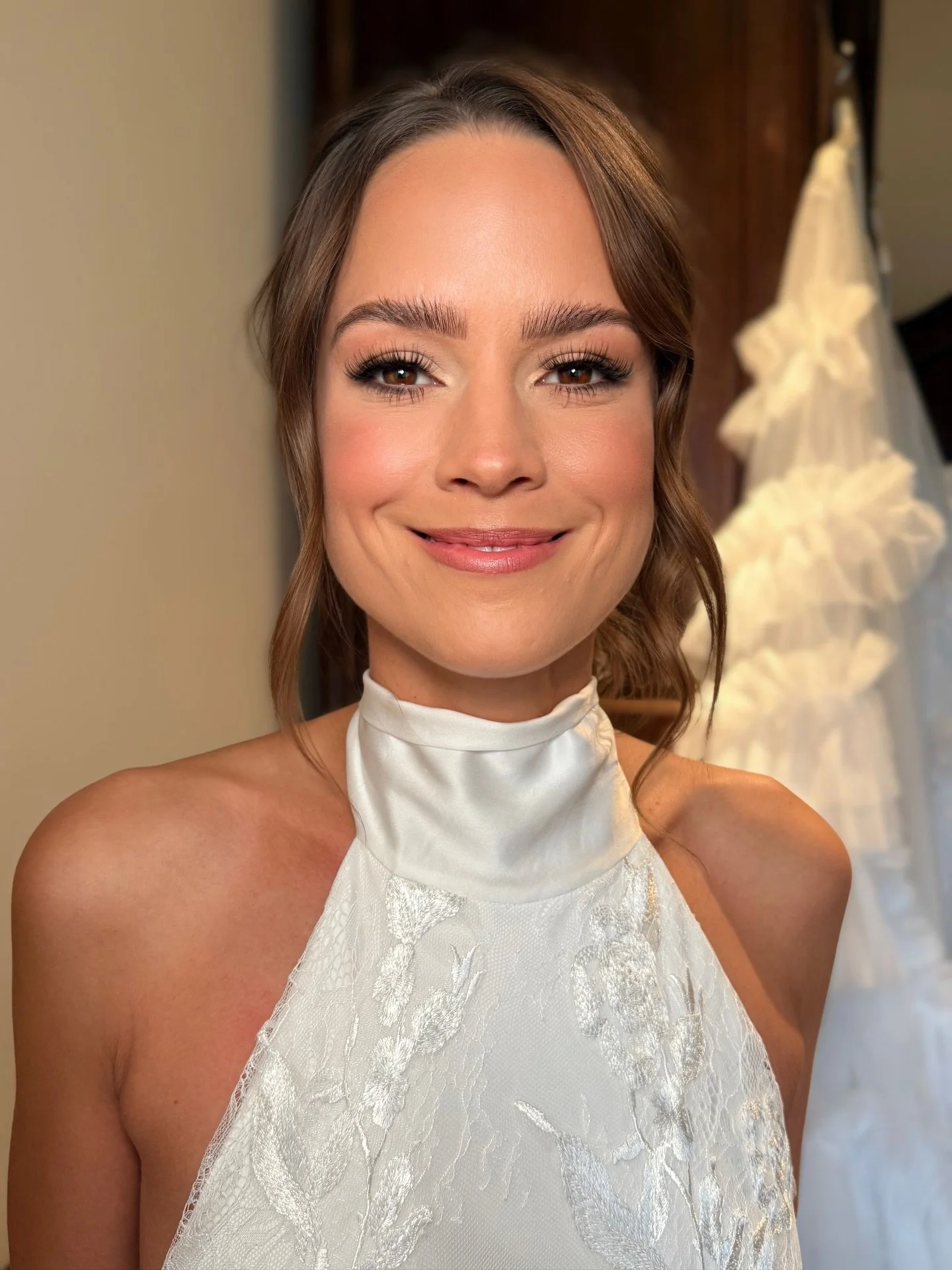 I think I&rsquo;m finally starting to understand how to take good photos of my work 🤓✌🏼📸 (it&rsquo;s only taken me 14 years!)

It definitely helps when my Brides are as gorgeous as Milly, all ready for her special day at Anr&aacute;n. Such a kind 