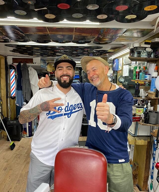 @nigel_cabourn  X @WFVBS ・・・
Best fucking hair cut in Town Venice Beach @wfvbs @elementbrand really cool place #nigelcabourn #venicebeach #cali #fashion #element #dogtown #converse #california #barbershop #wfvbs #westside