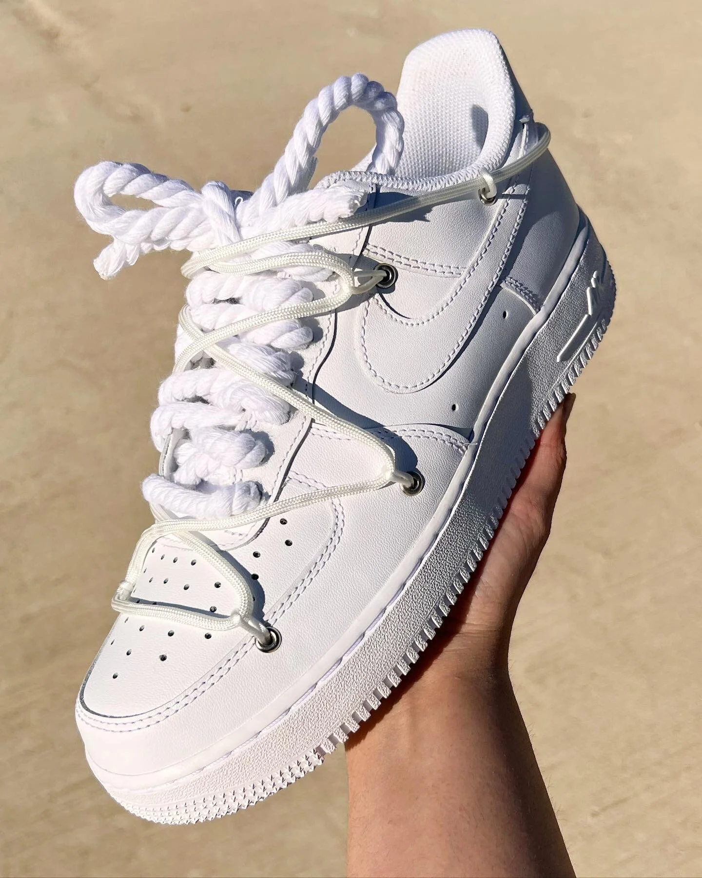 C7993FCB-3327-4DEA-B211-5AB08D699638