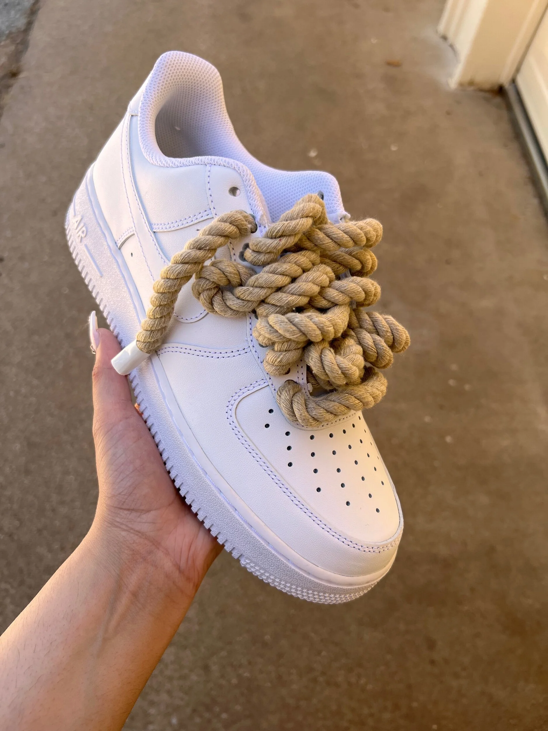 831AF93C-C122-4B4A-94E3-09704132E4F5