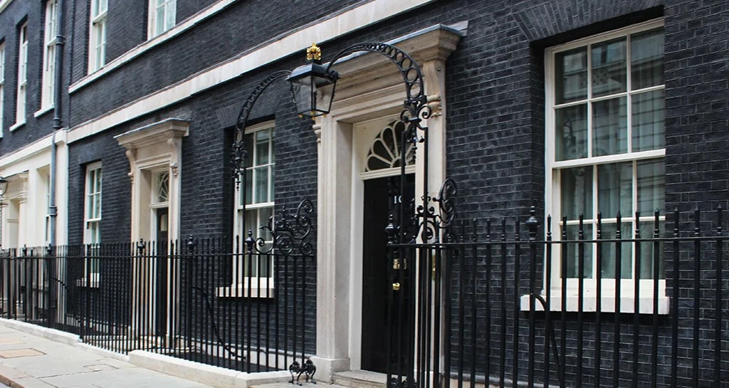 Whichit team at Number 10