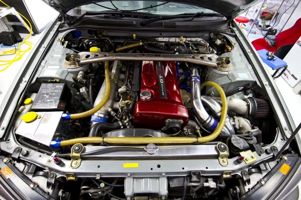 R34-engine--1000x666.jpg