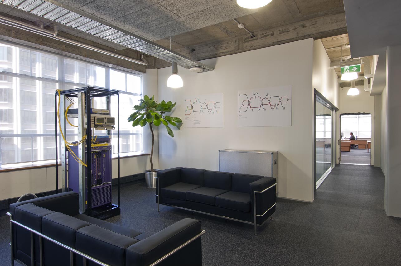ReannzFitout_Interior_02.jpg