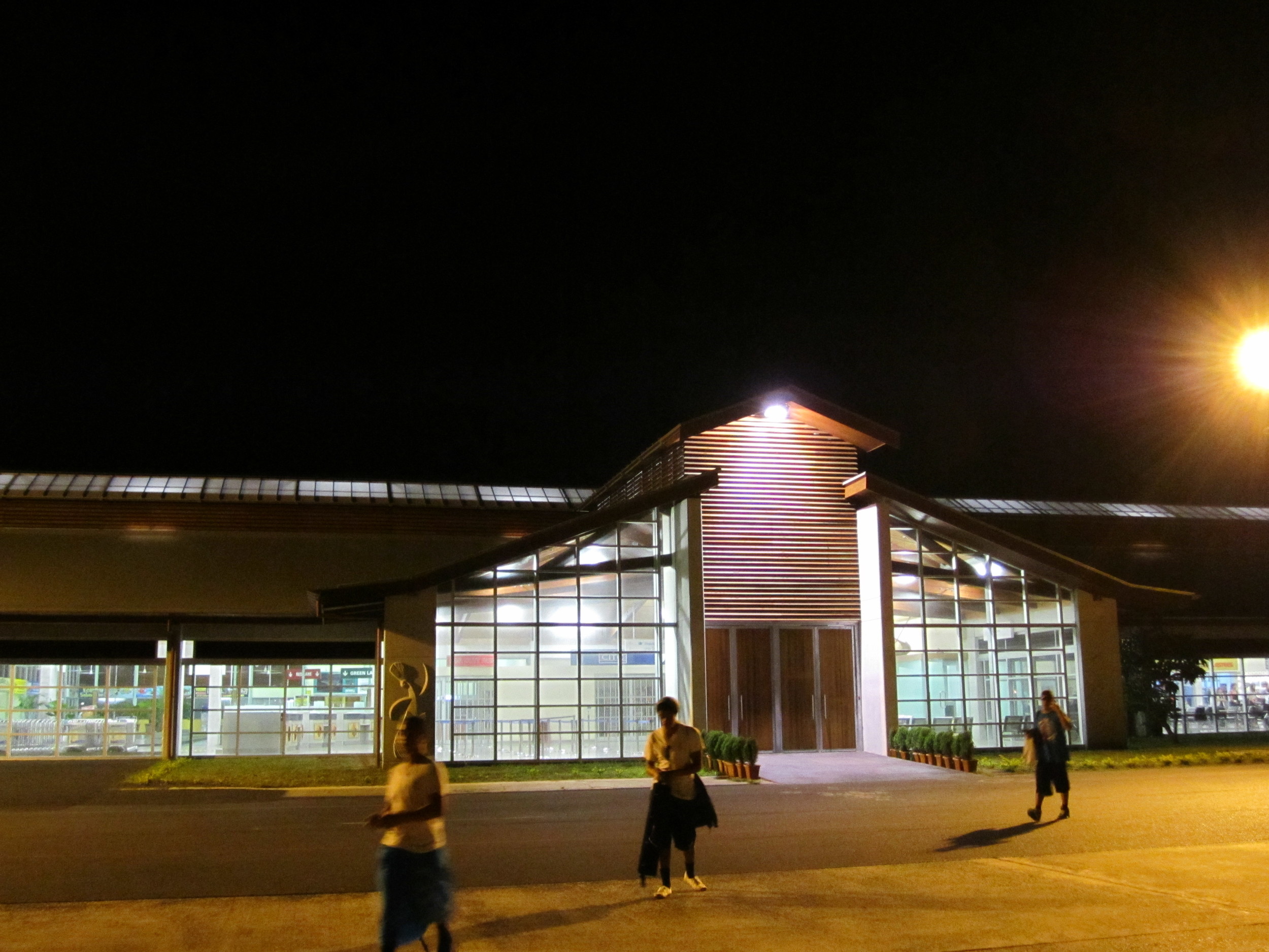 Rarotonga_Exterior_06.jpg