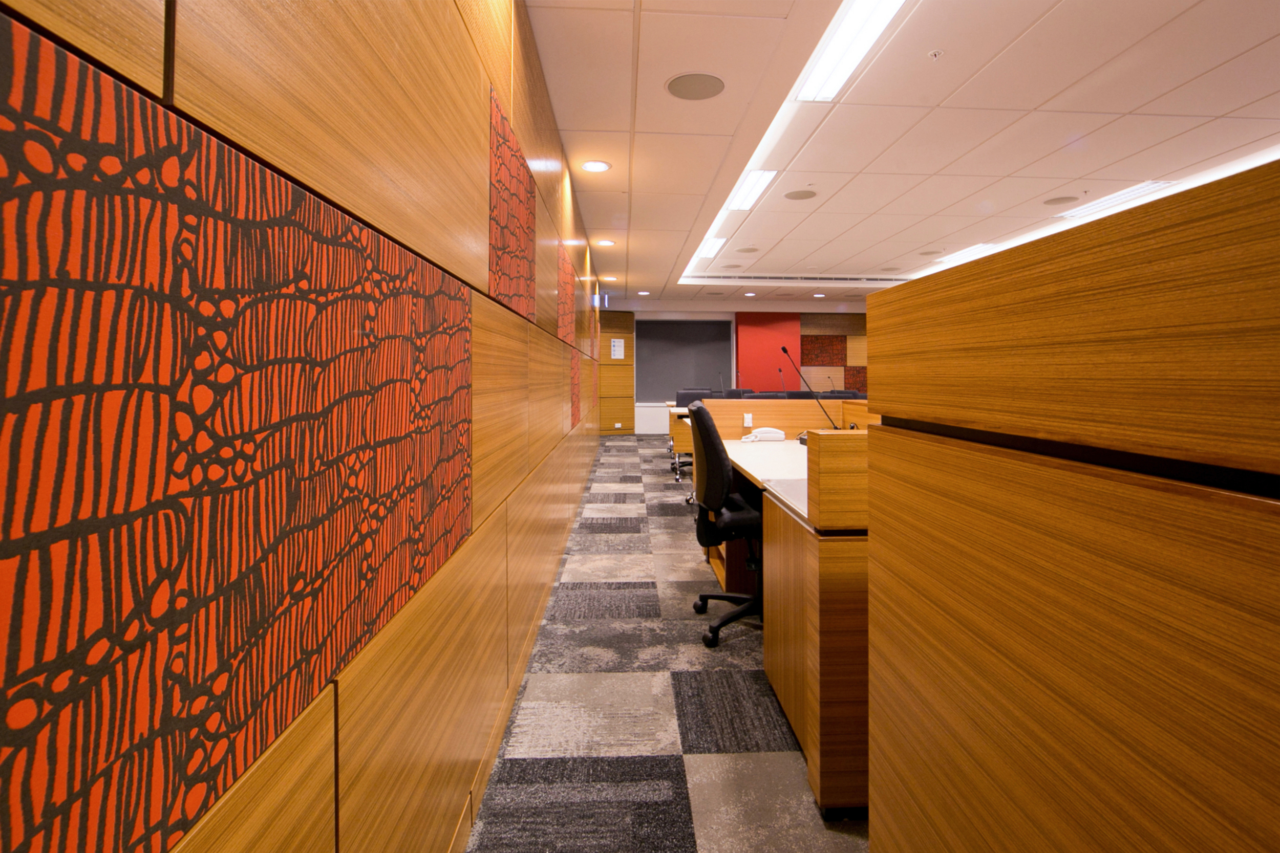 MOJ_IEE_Courts_HearingRoom5_22.jpg