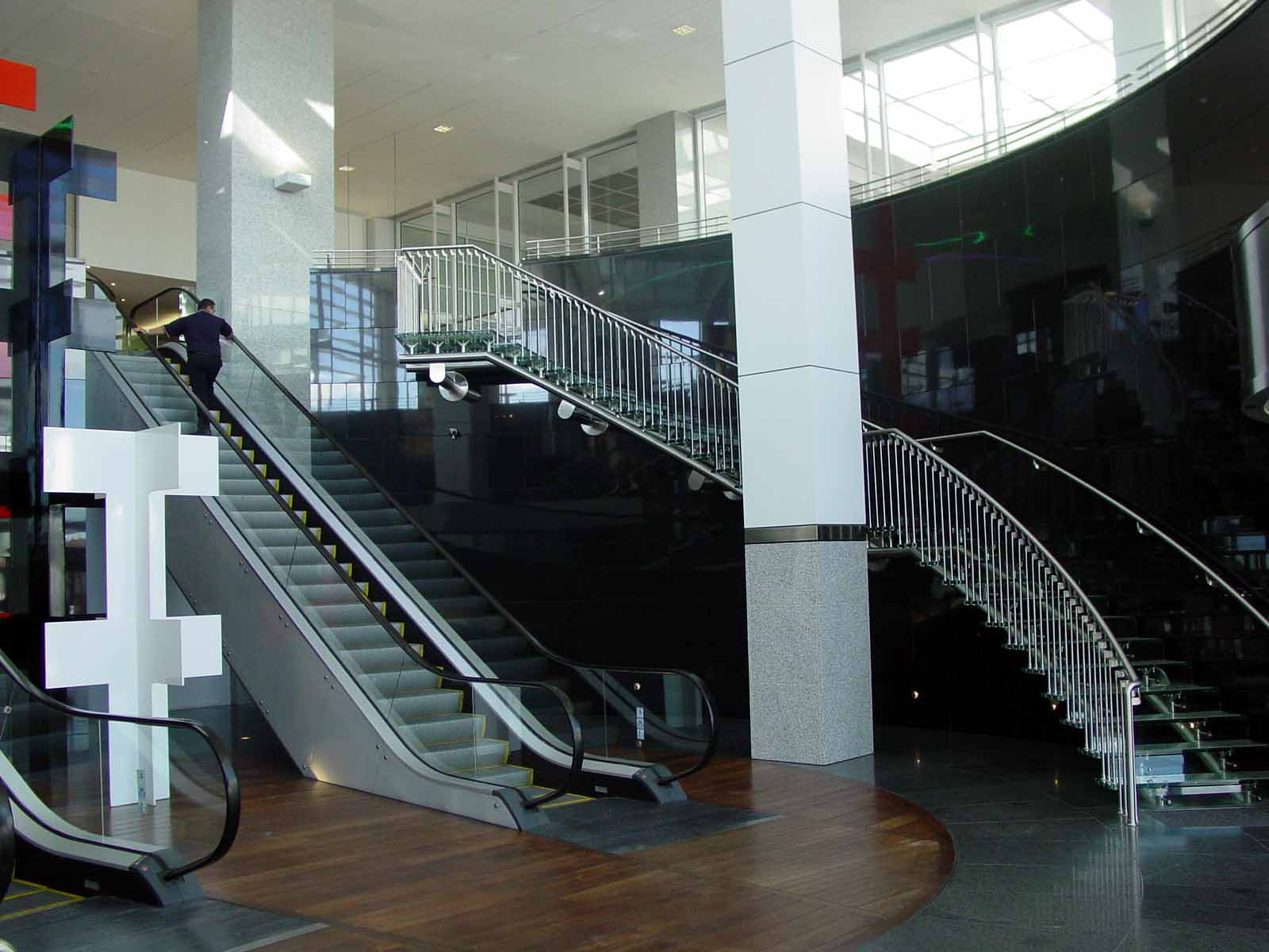 PWC_Lobby01.jpg