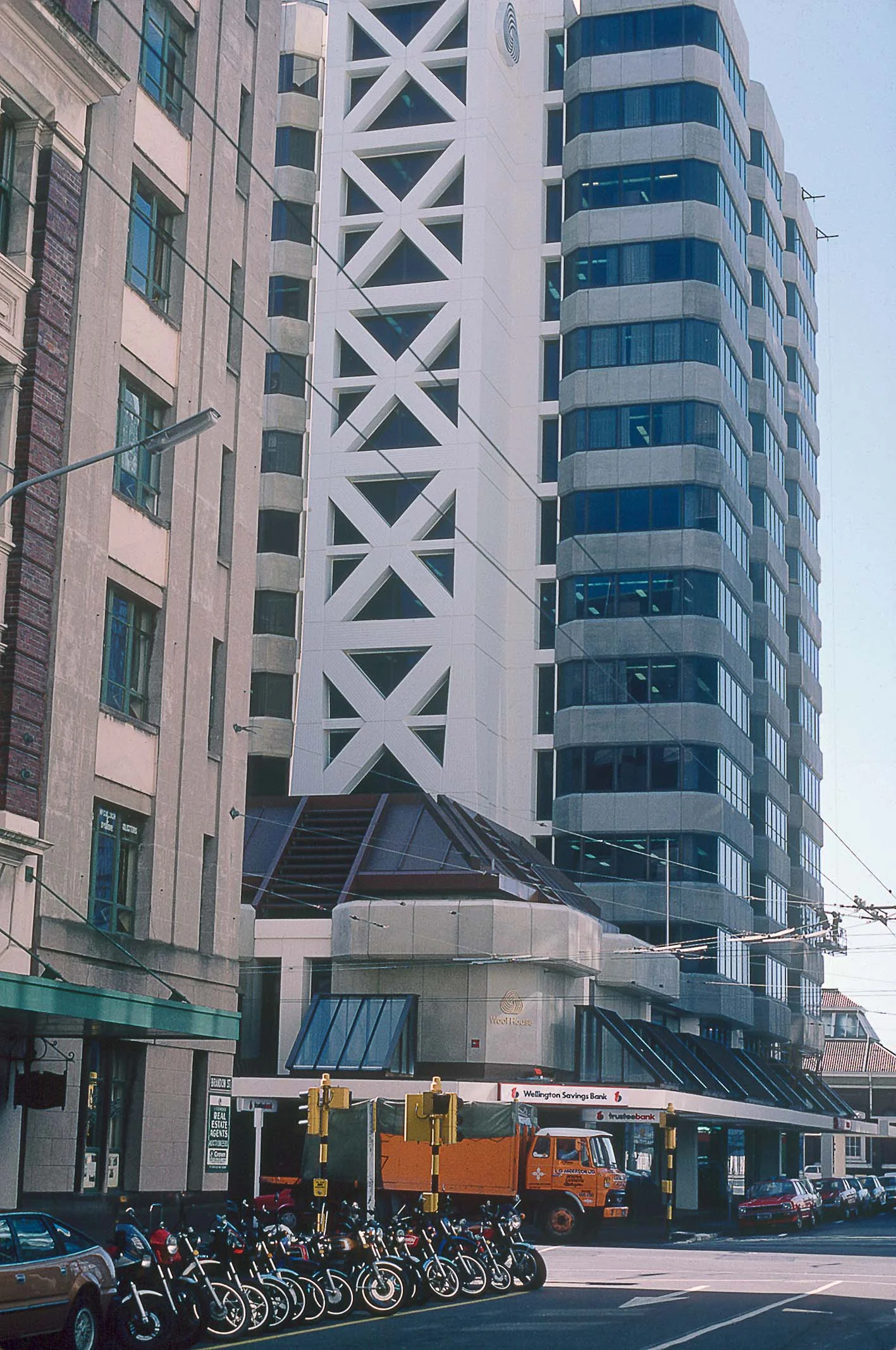 WoolHse-Exte_Structre_02.jpg
