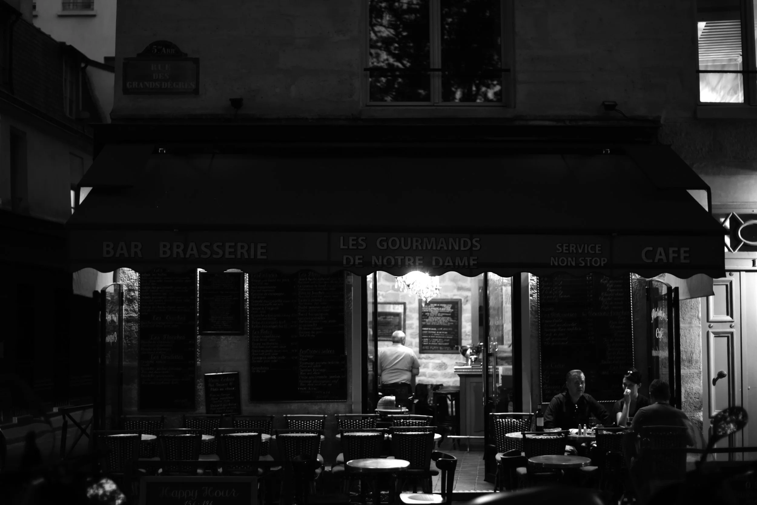 DSC_3985bw.jpg