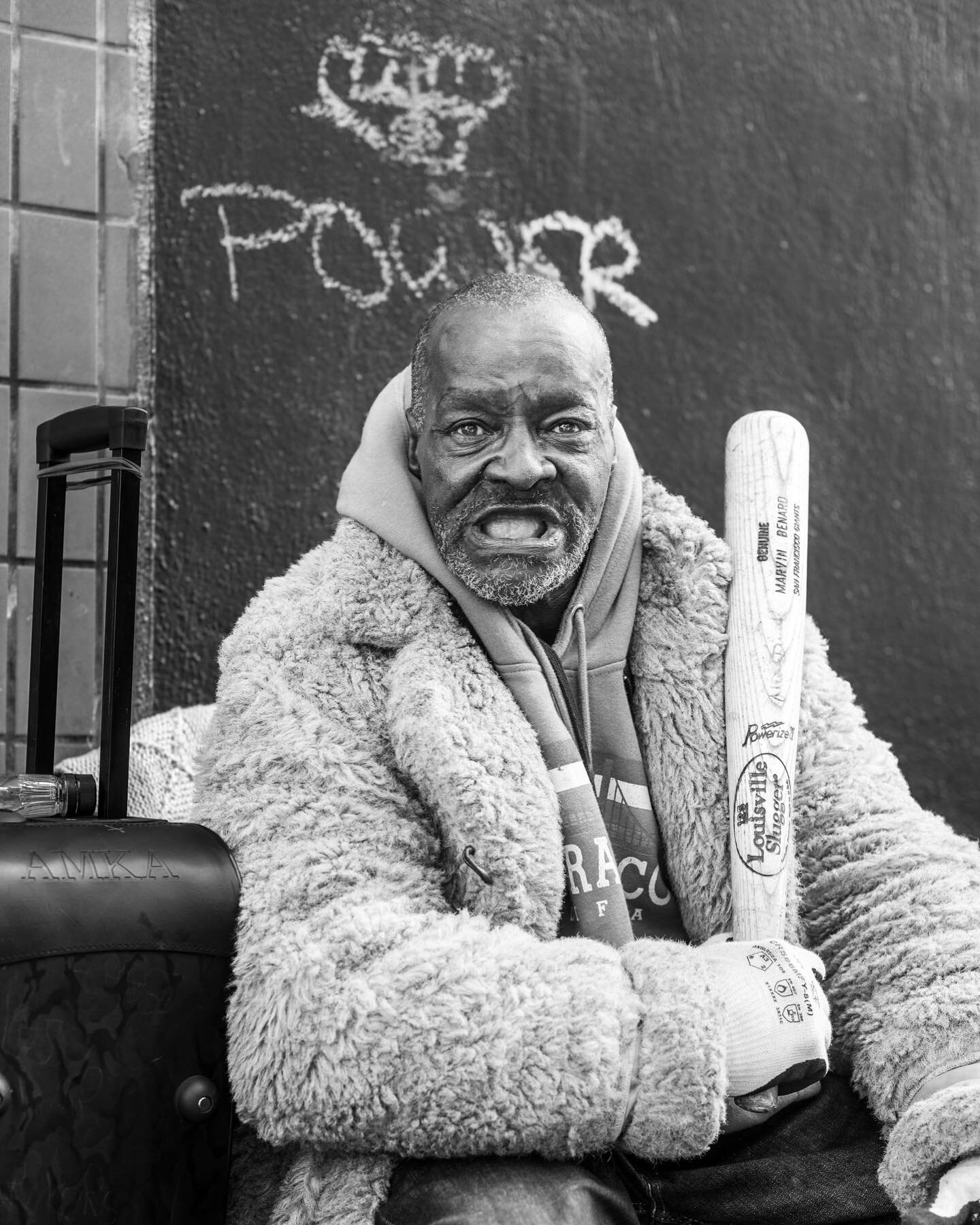 Jerome aka hyphy
.
Ferocity 
.
Downtown Sf
.
.
May 2023
.

.

San Francisco , Ca 2023
.

#street_macadam  #ic_portrait #portrait photography #portraits_life #sanfrancisco #streetphotography_bw #bnw #streetlife #ig_captures #bnwportrait #bnw_captures 