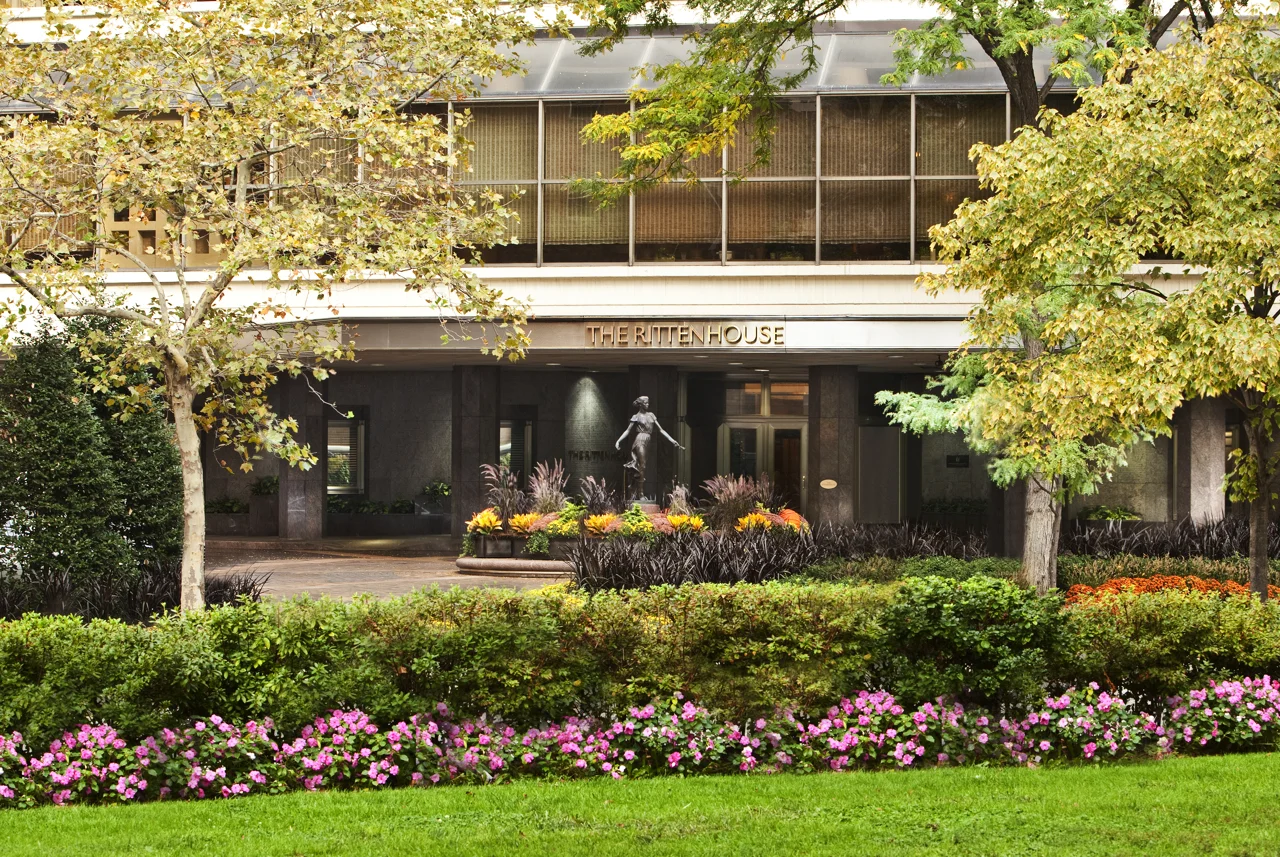stayrittenhouse.jpg