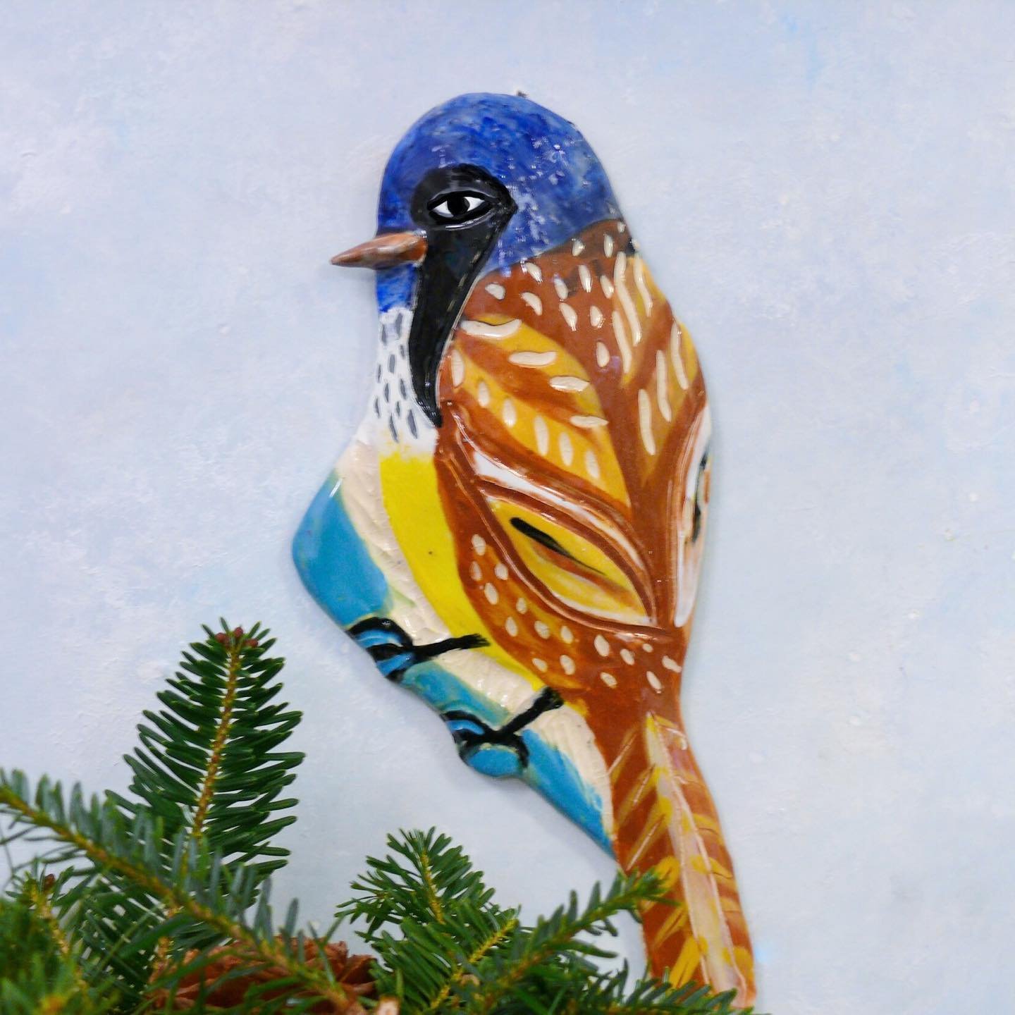 Wall bird sculpture from the 100 day bird challenge, finally glazed a year later&hellip;😂 getting a group of them photographed and listed in my shop this week.