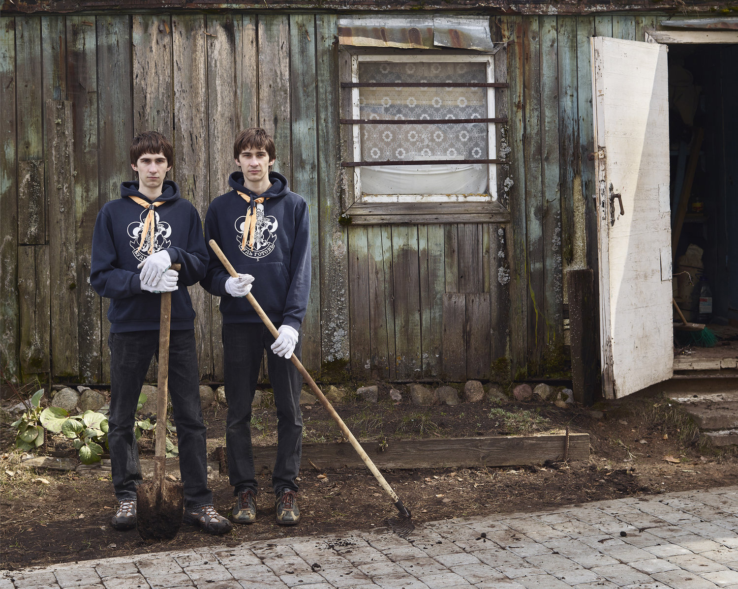 WEB_EDIT_2016_0041_Babochka_20x16_Remastered_0030_Twins.jpg