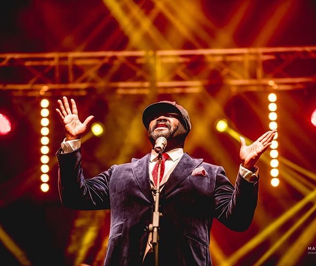 Grammy winning jazz singer Gregory Porter during Prague concert at @forumkarlin .
.
.
#concert #koncert #show #livemusic #concertphotography #gigphotography #liveshows #liveconcertpictures #musiclife #musicphotography #concertphotography #music #jazz