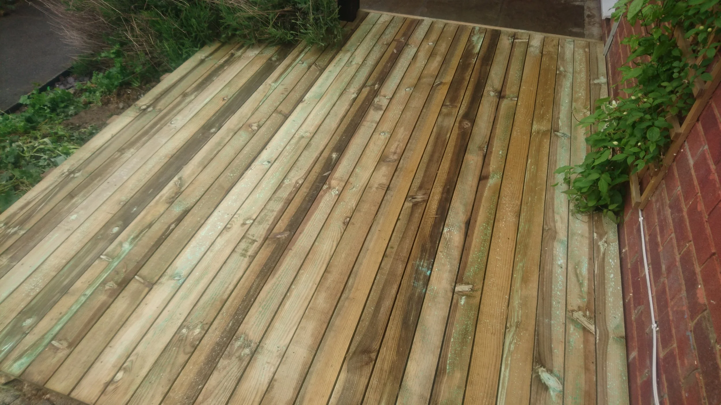 Hazard Class 3 treated sawn rails decking, High Wycombe