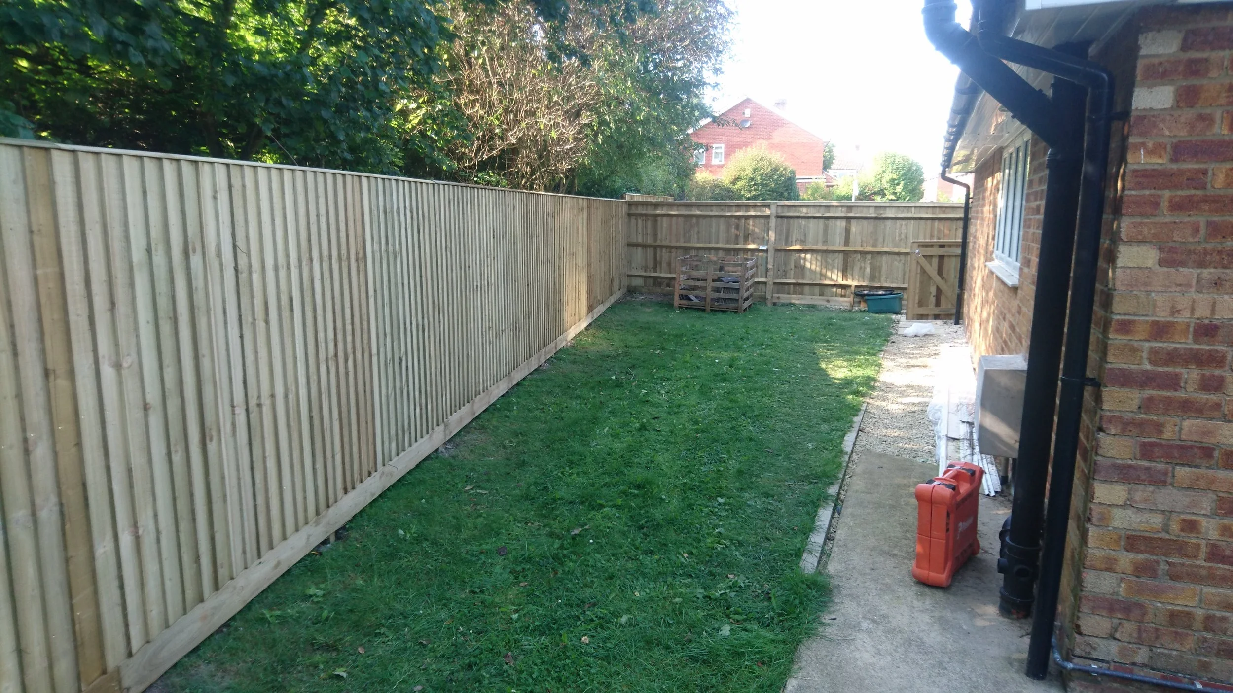 Closeboard Fencing, Saunderton
