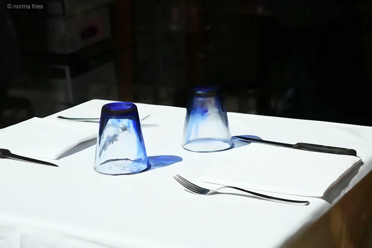 IT209: "Italy: table for two"