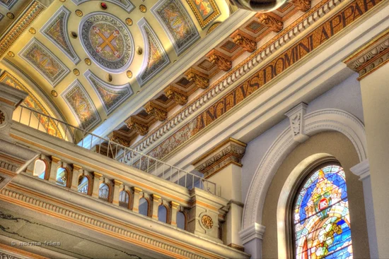 BA501: "St. Joseph's Basilica: Ballustrade"