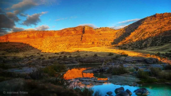 LN926: "Red rocks near Grand Junction, CO"