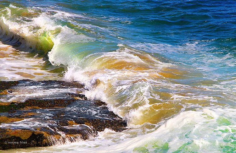 WEBC+ocean+santa+cruz+wave+colors+PE2+IMG_1136.jpg