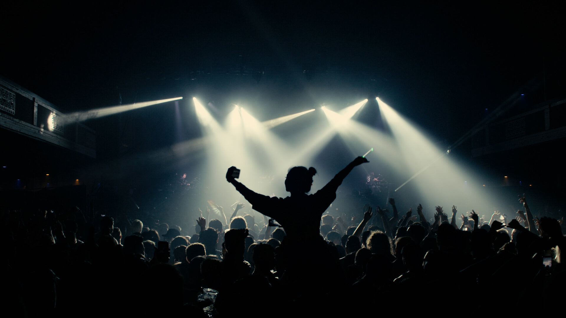 GRYFFIN: GRAVITY LIVE from THE SHRINE