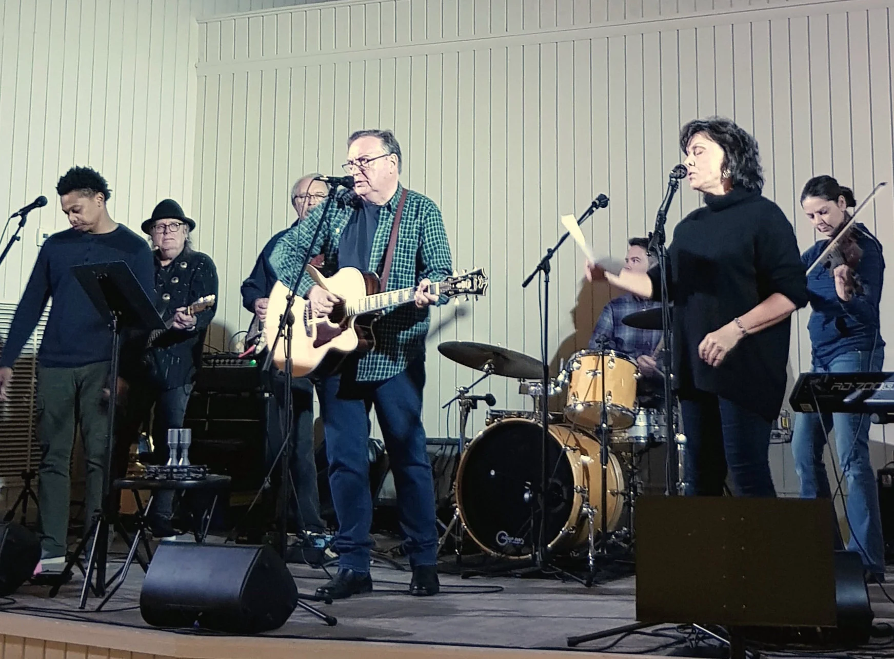 L-R Damion Pearson, Van Duren, Greg Reding, Liam Grundy, Ian Duren, Vicki Loveland, Jessie Munson, Adam Holton