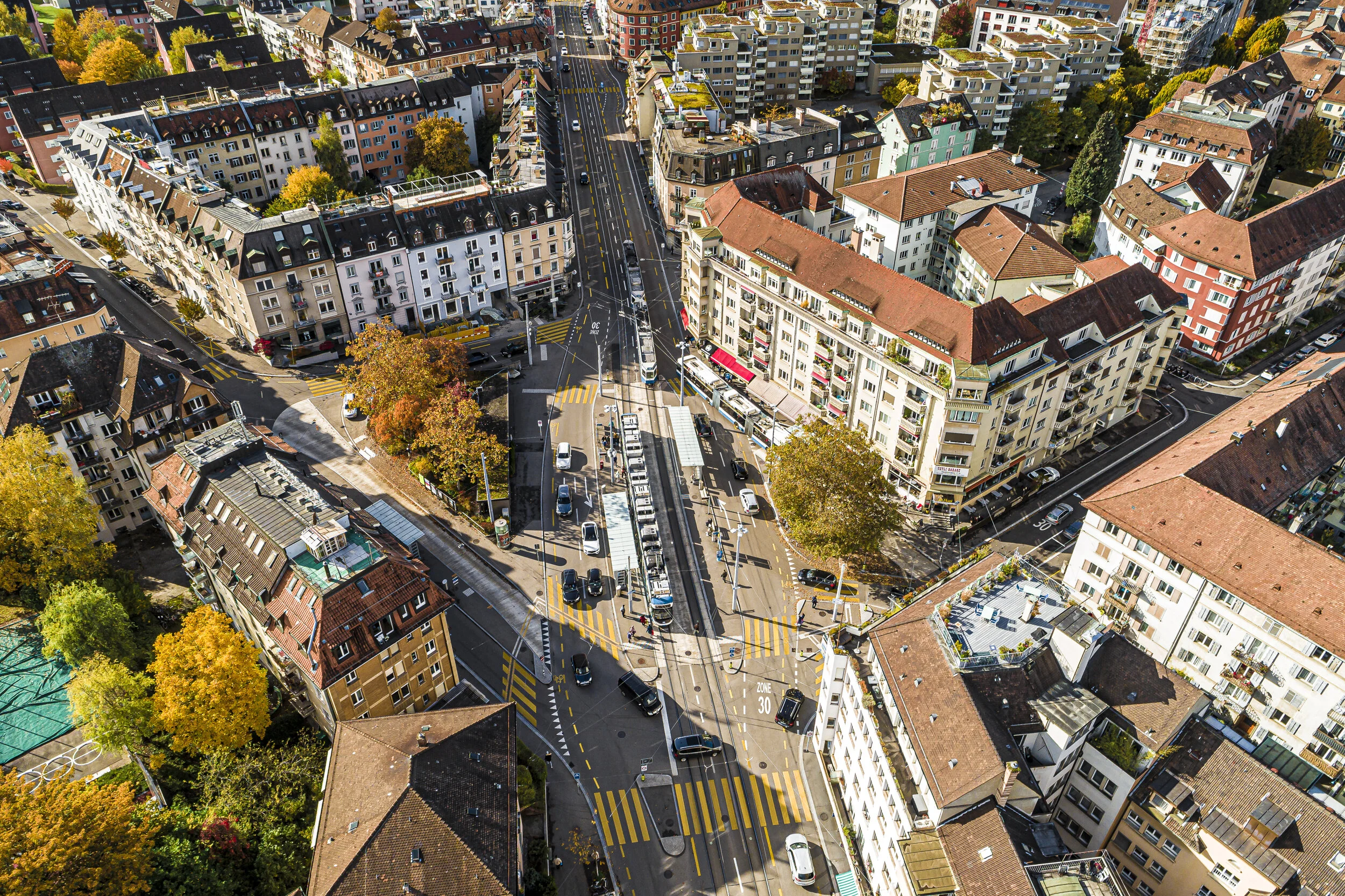 DrohneZürich-14-Goldbrunnenplatz.jpg