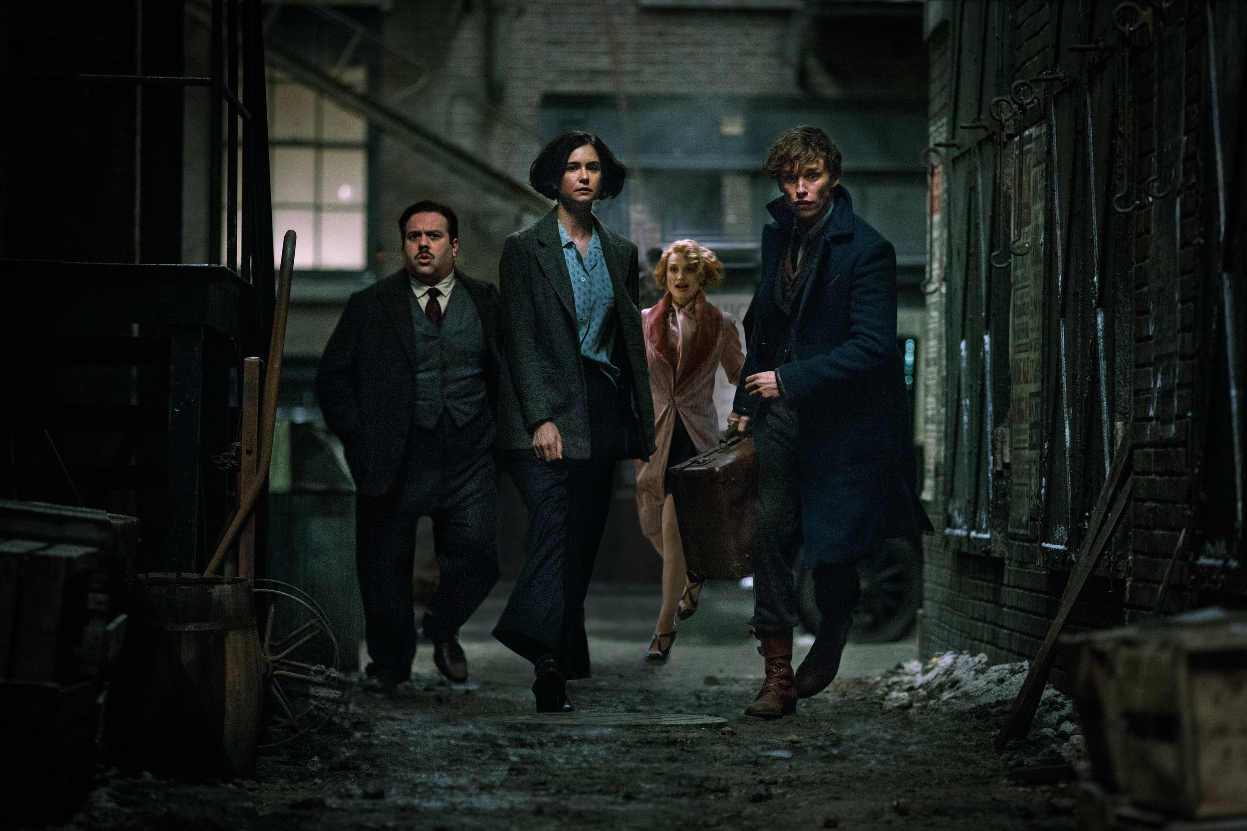 fantastic-beasts-and-where-to-find-them-movie-cast.jpg