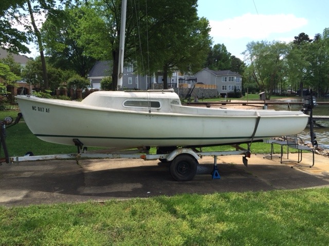 1976 Mariner Centerboard Sailboat Located in NC